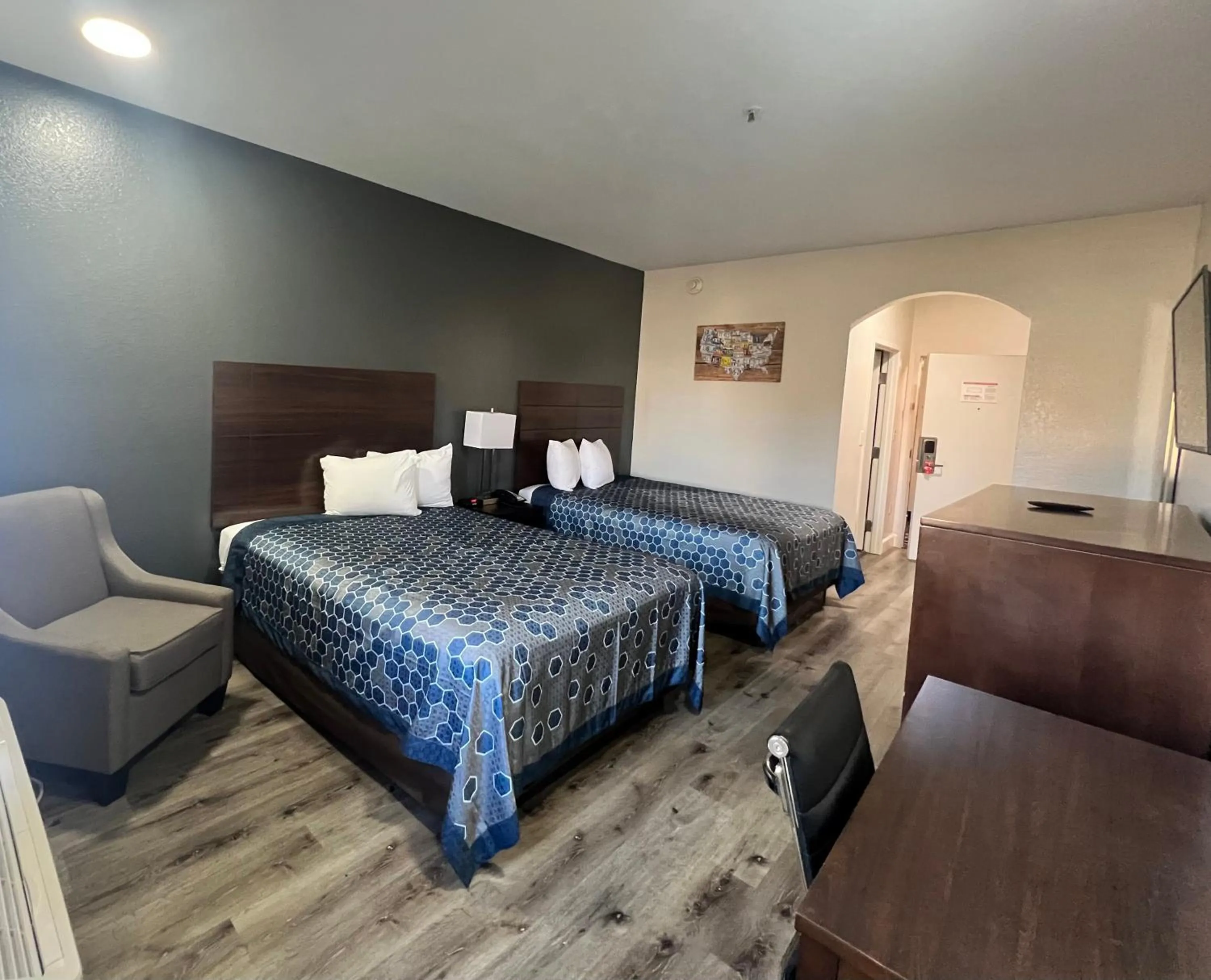 Bedroom, Bed in Econo Lodge Beaumont I-10 South