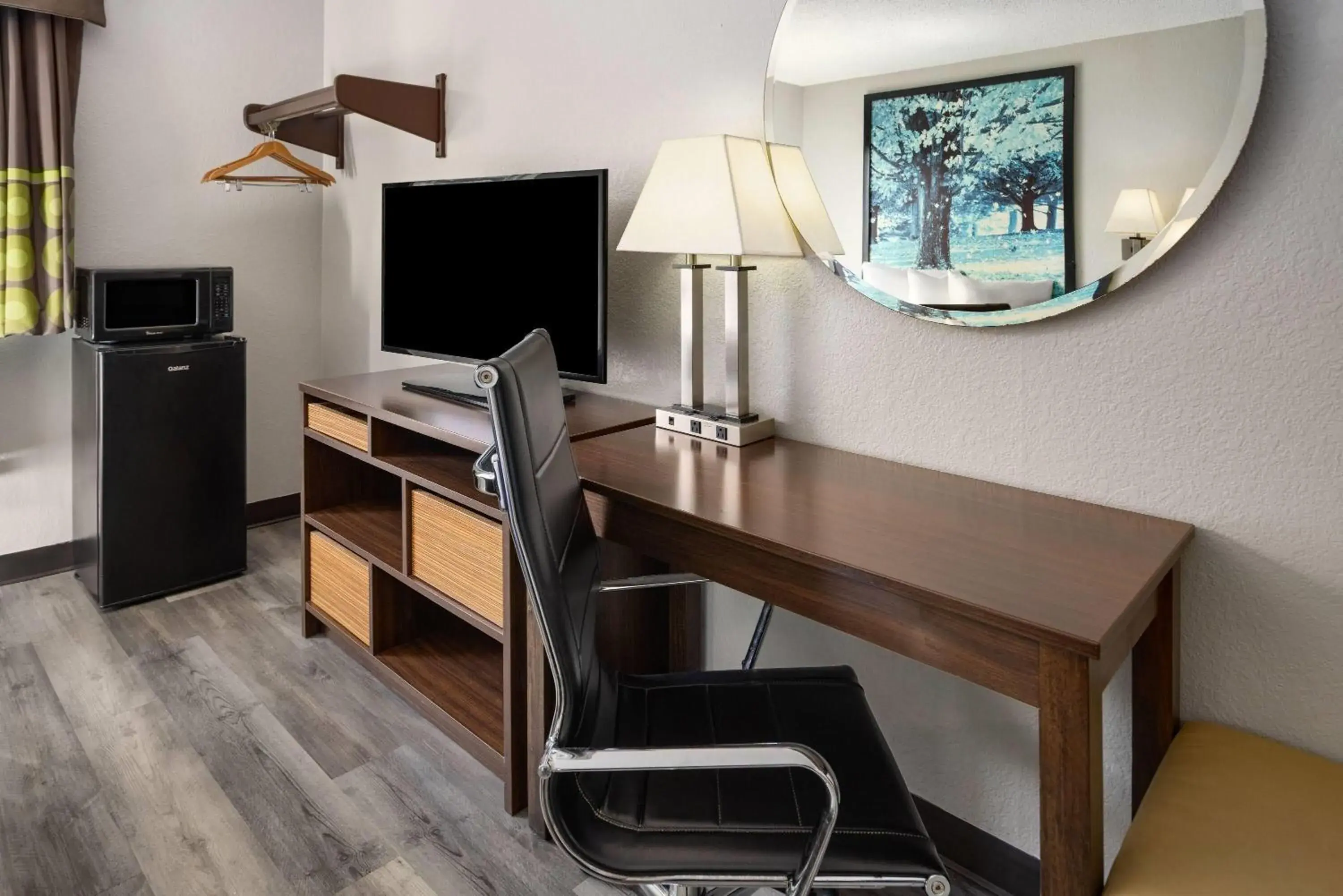 Photo of the whole room in Super 8 by Wyndham Latham - Albany Airport Photo of the whole room in Super 8 by Wyndham Latham - Albany Airport