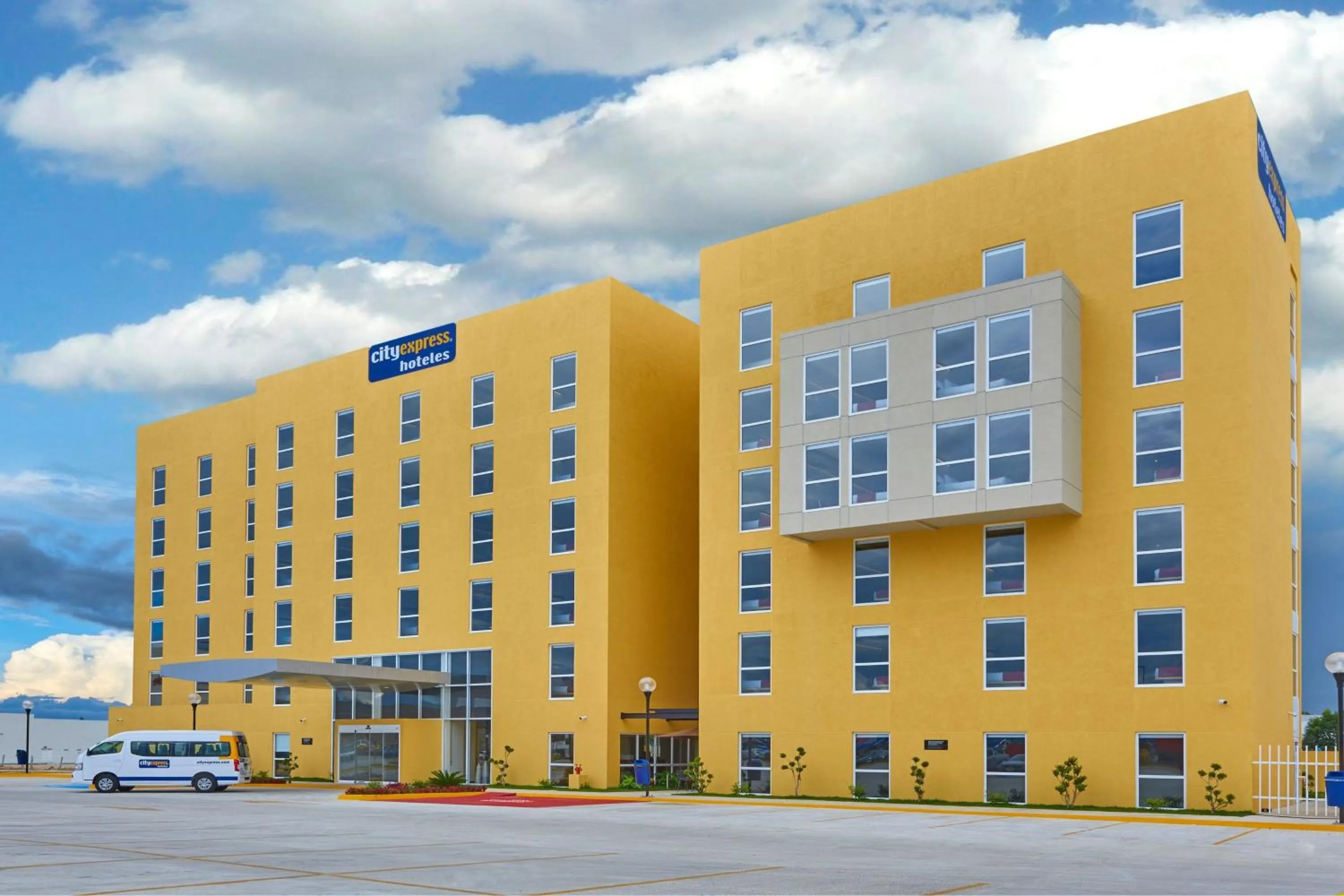 Property building in City Express by Marriott Comitán