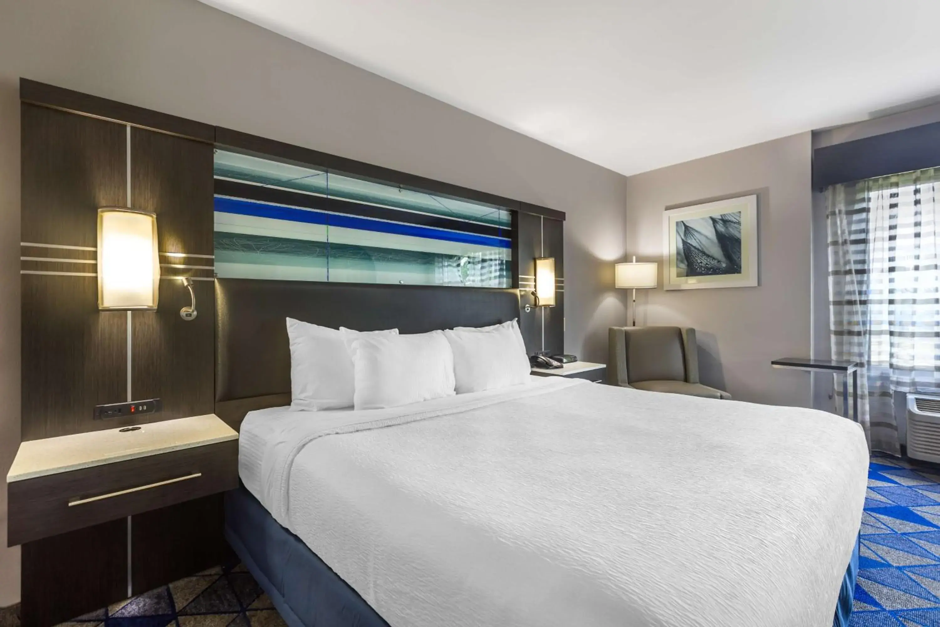 Bedroom, Bed in Best Western Plus Spartanburg Bedroom, Bed in Best Western Plus Spartanburg