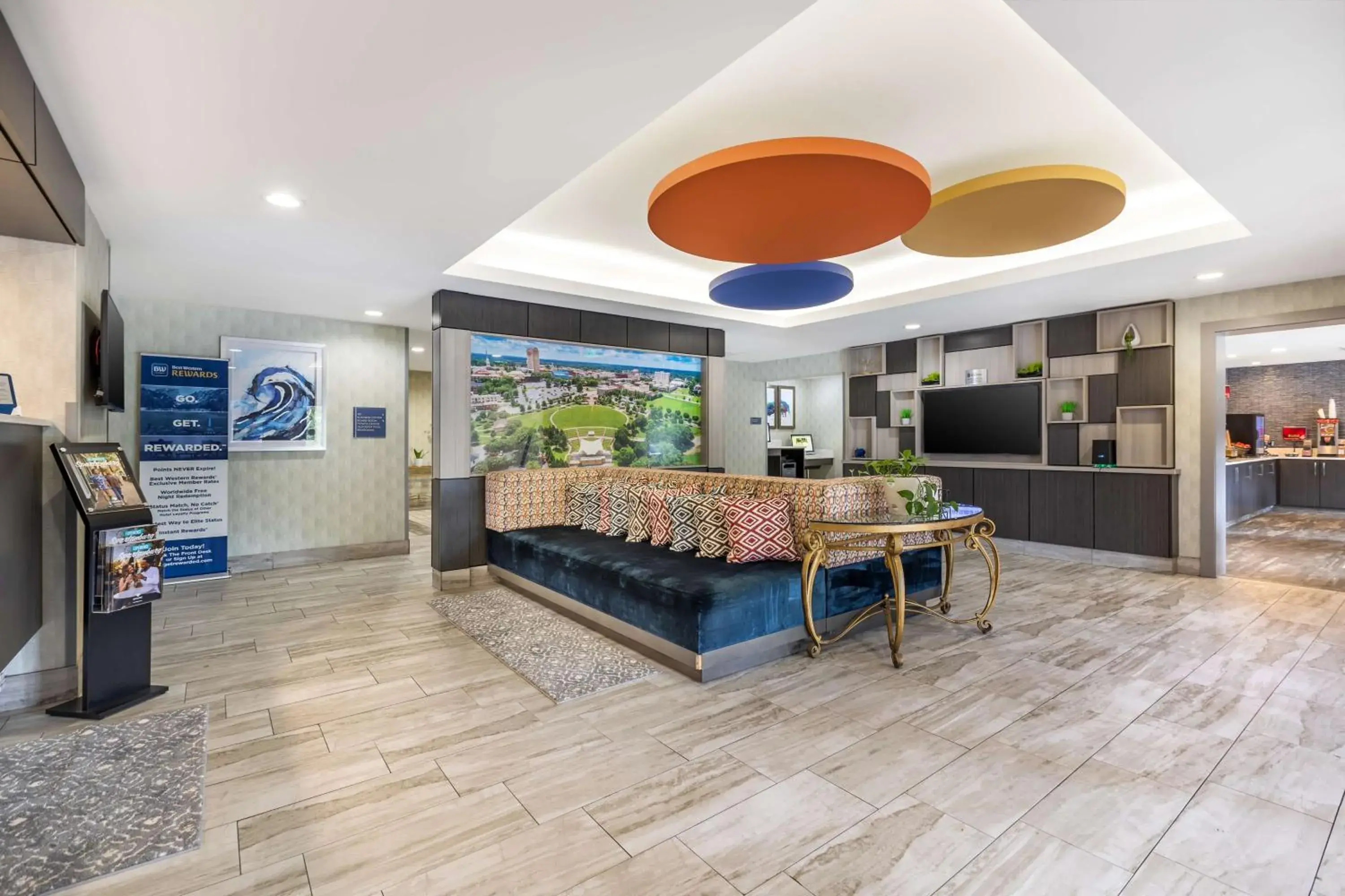 Lobby or reception in Best Western Plus Spartanburg Lobby or reception in Best Western Plus Spartanburg