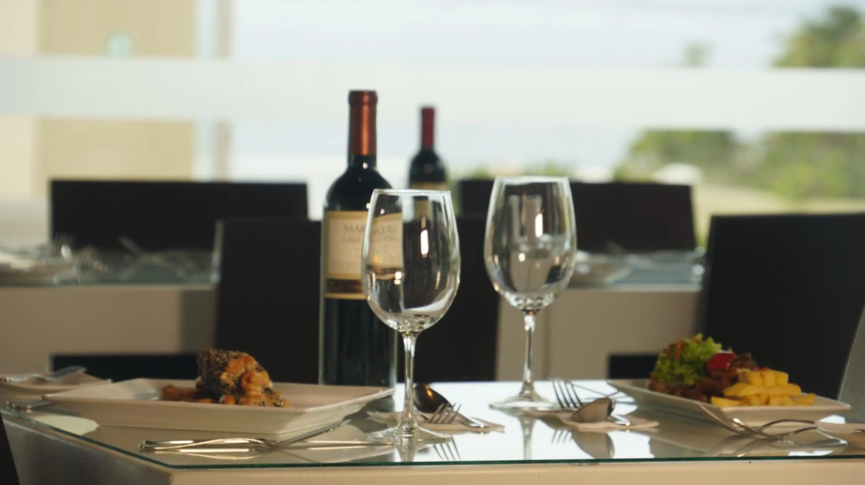 Restaurant/places to eat in Hippocampus Resort & Spa