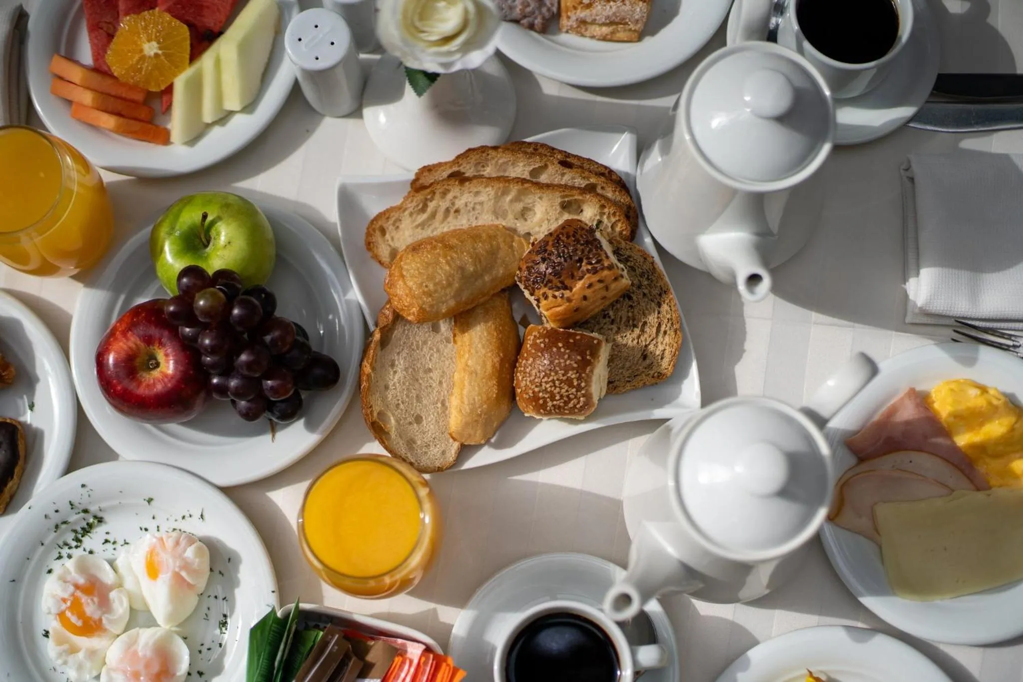 Breakfast in Crowne Plaza Asunción by IHG