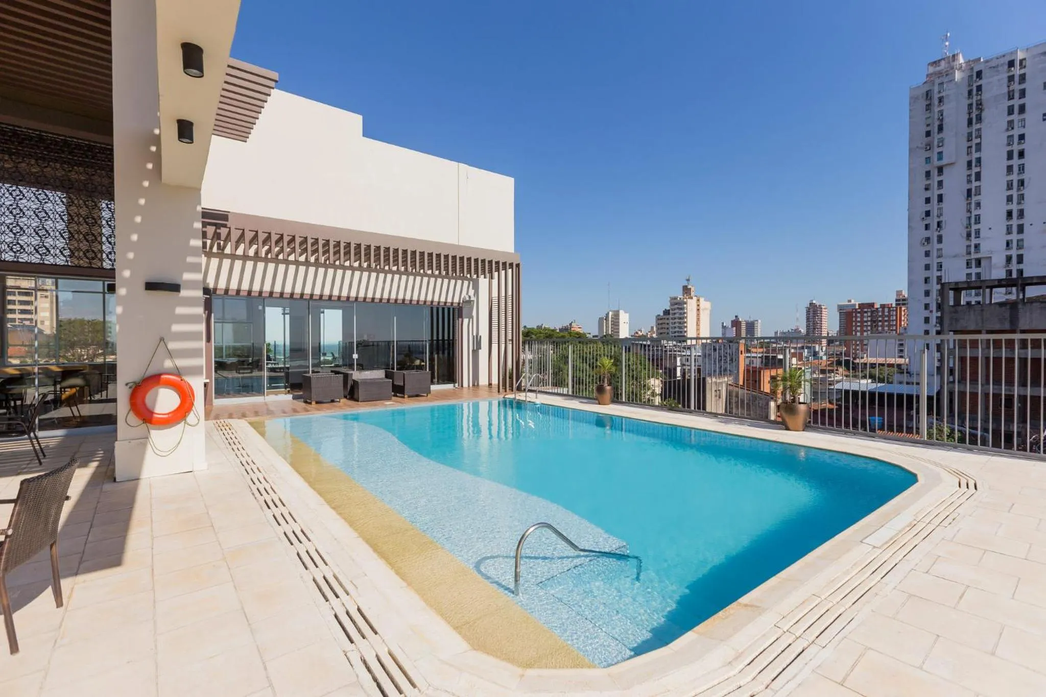 Swimming pool in Crowne Plaza Asunción by IHG