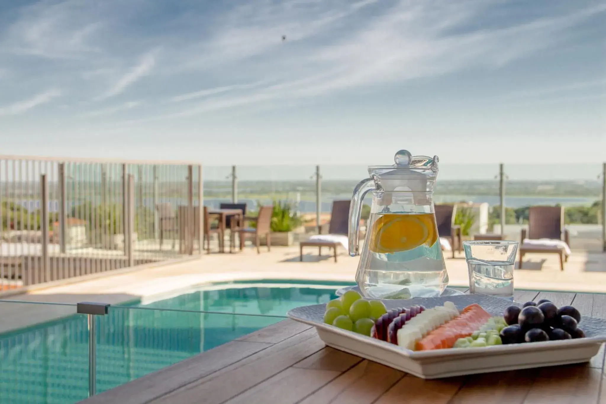 Swimming pool in Crowne Plaza Asunción by IHG Swimming pool in Crowne Plaza Asunción by IHG