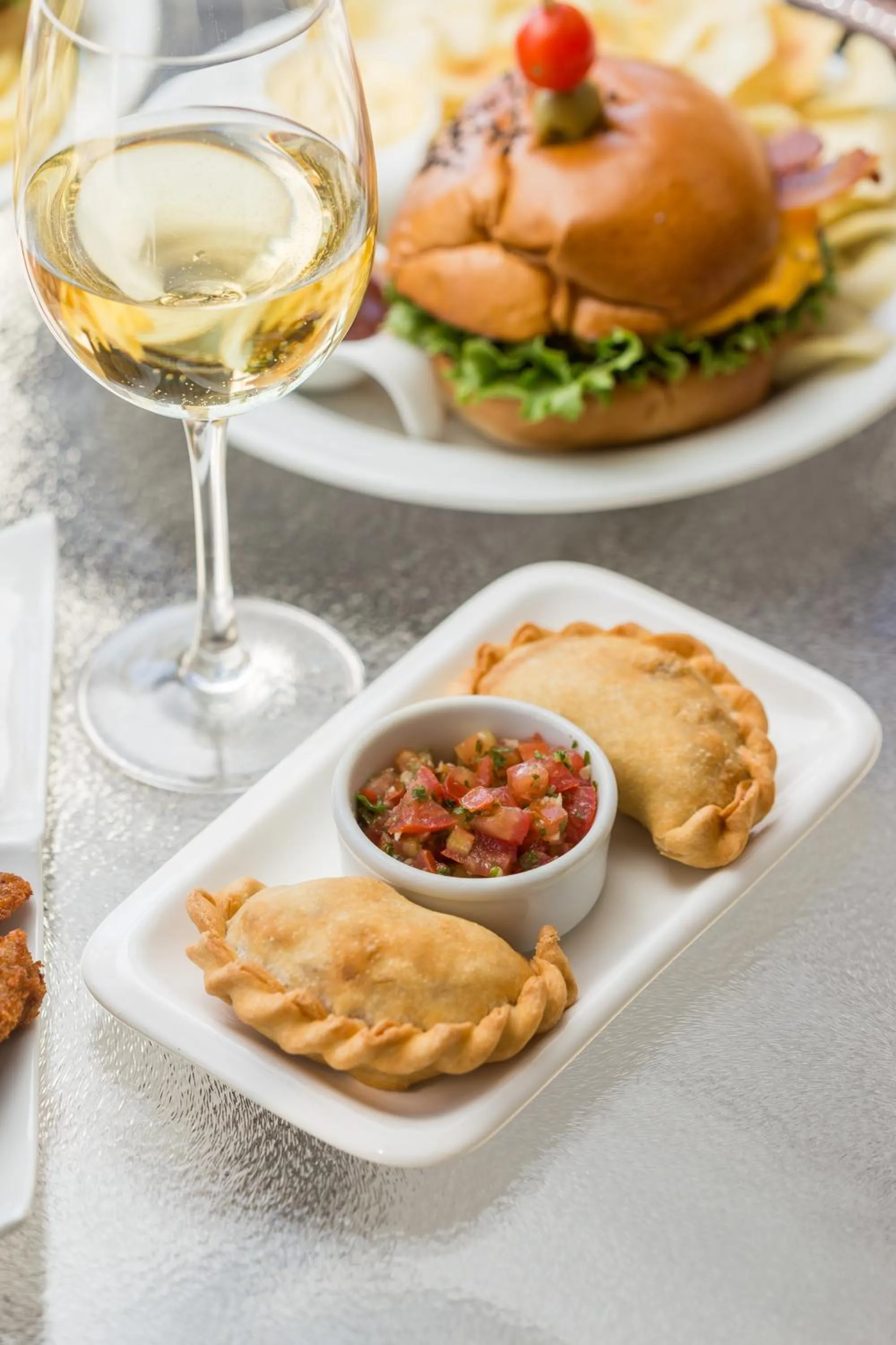 Food and drinks in Crowne Plaza Asunción by IHG