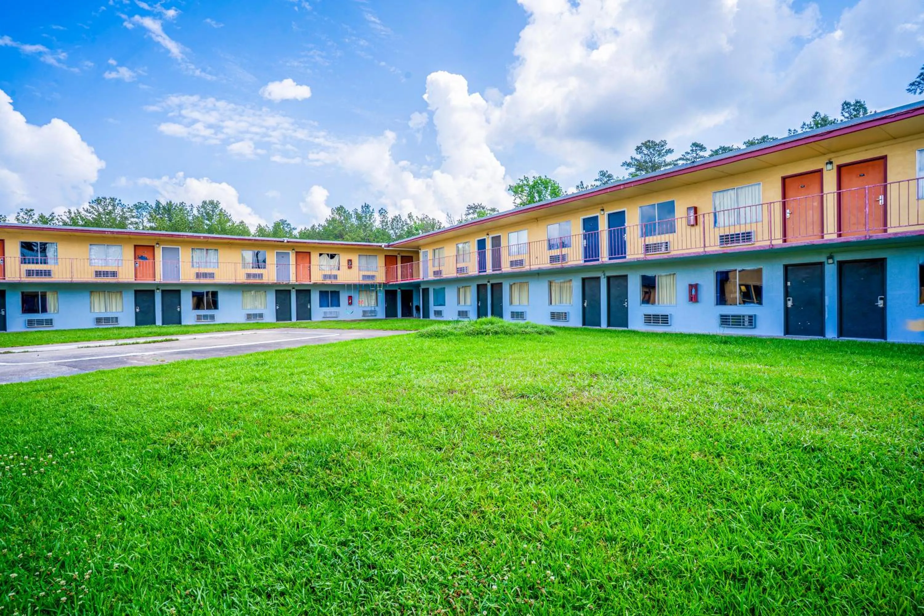 Area and facilities in Economy Inn By OYO Livingston TX Hwy 59