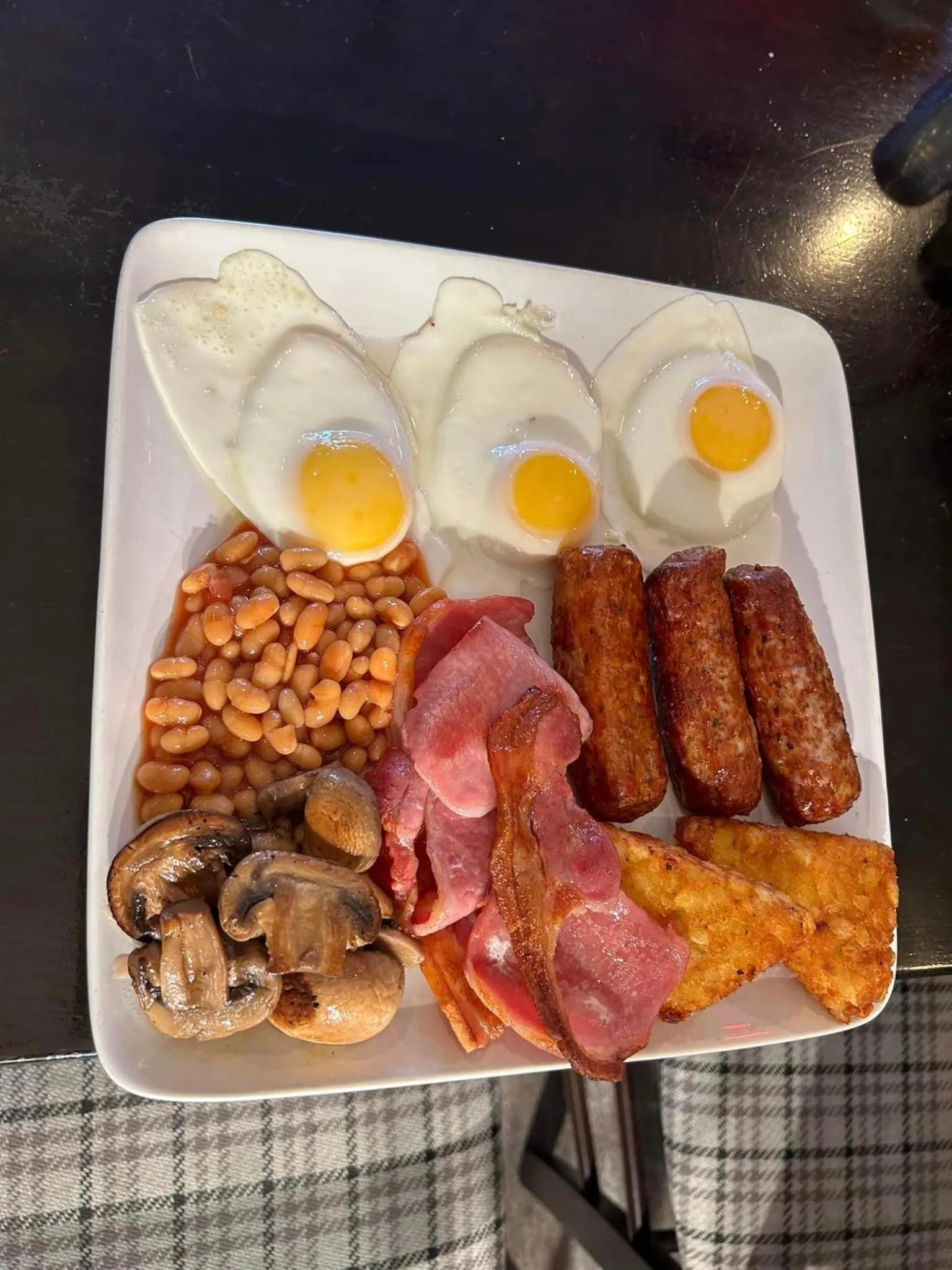 The New Alexandra Hotel