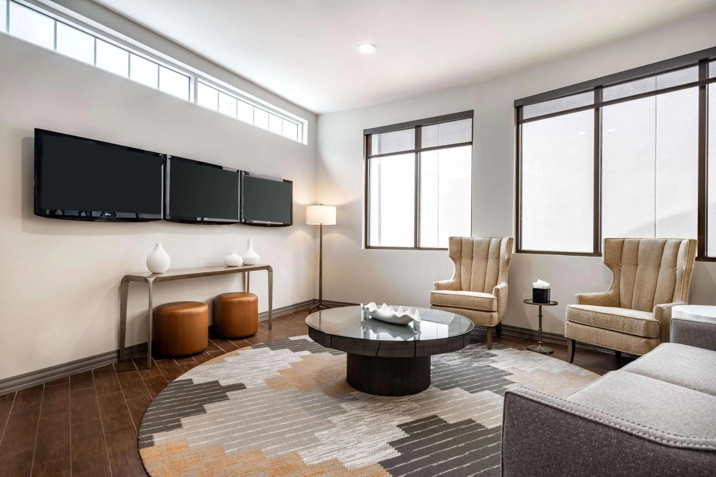 Lobby or reception in Best Western Premier Bryan College Station