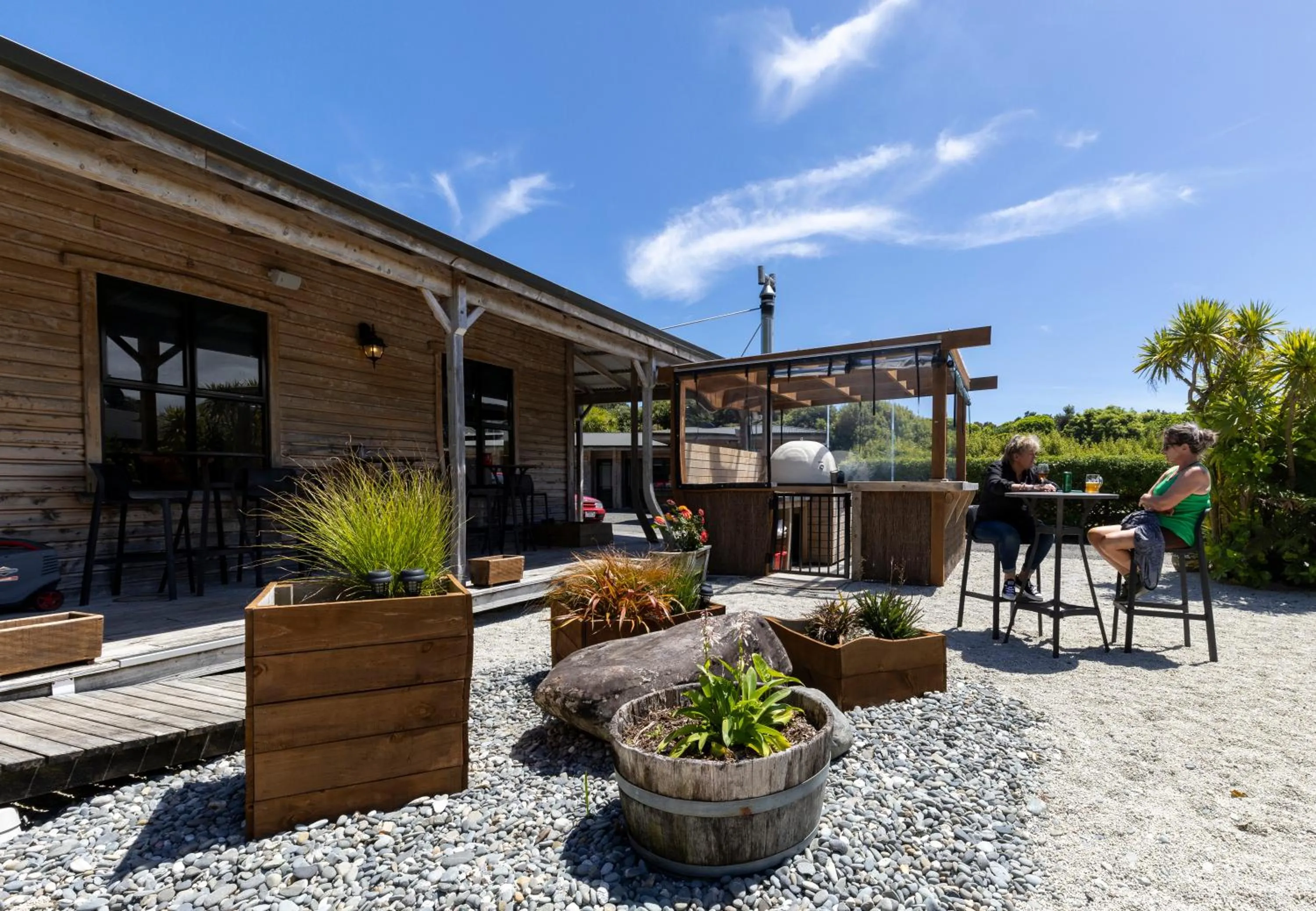 Restaurant/places to eat in Punakaiki Rocks Hotel & Garden Bar