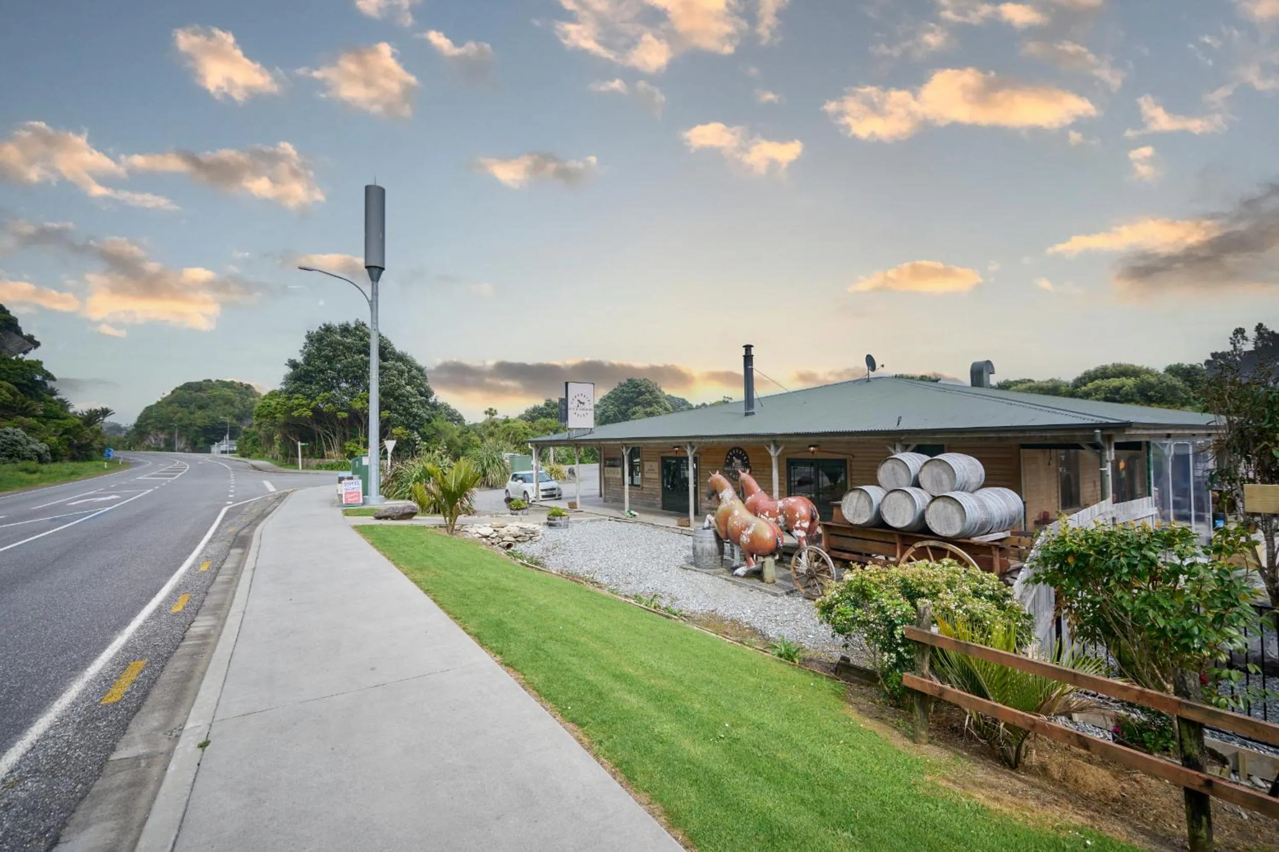 Property building in Punakaiki Rocks Hotel & Garden Bar
