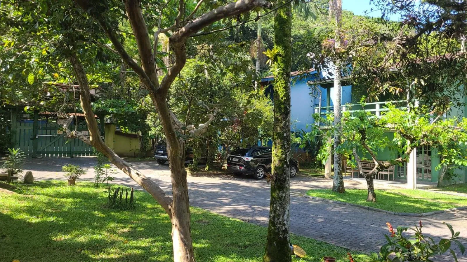 Alegria casa 3 dorms Cond Fechado churrasqueira piscina