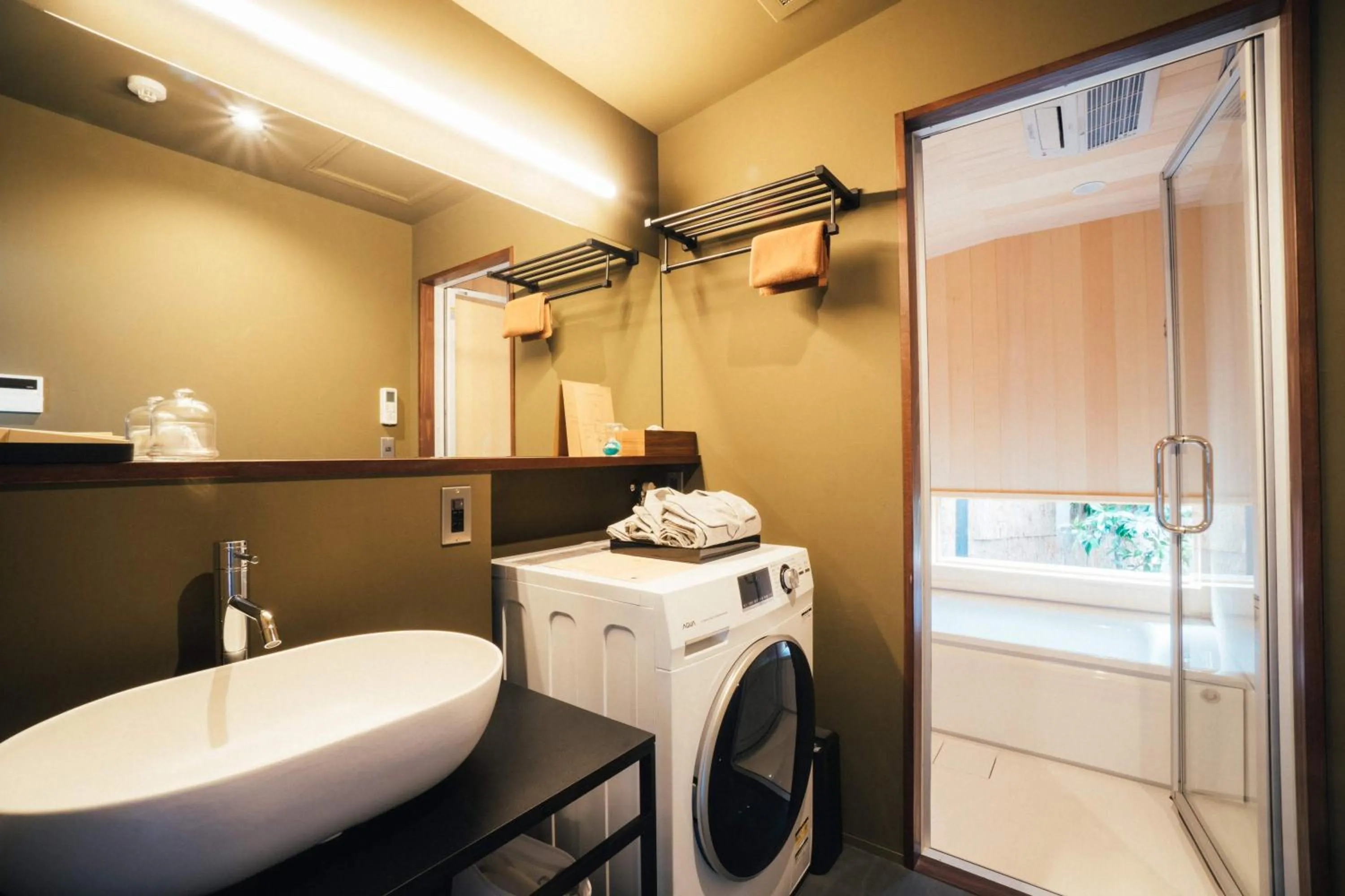 Bathroom in Bed and Craft