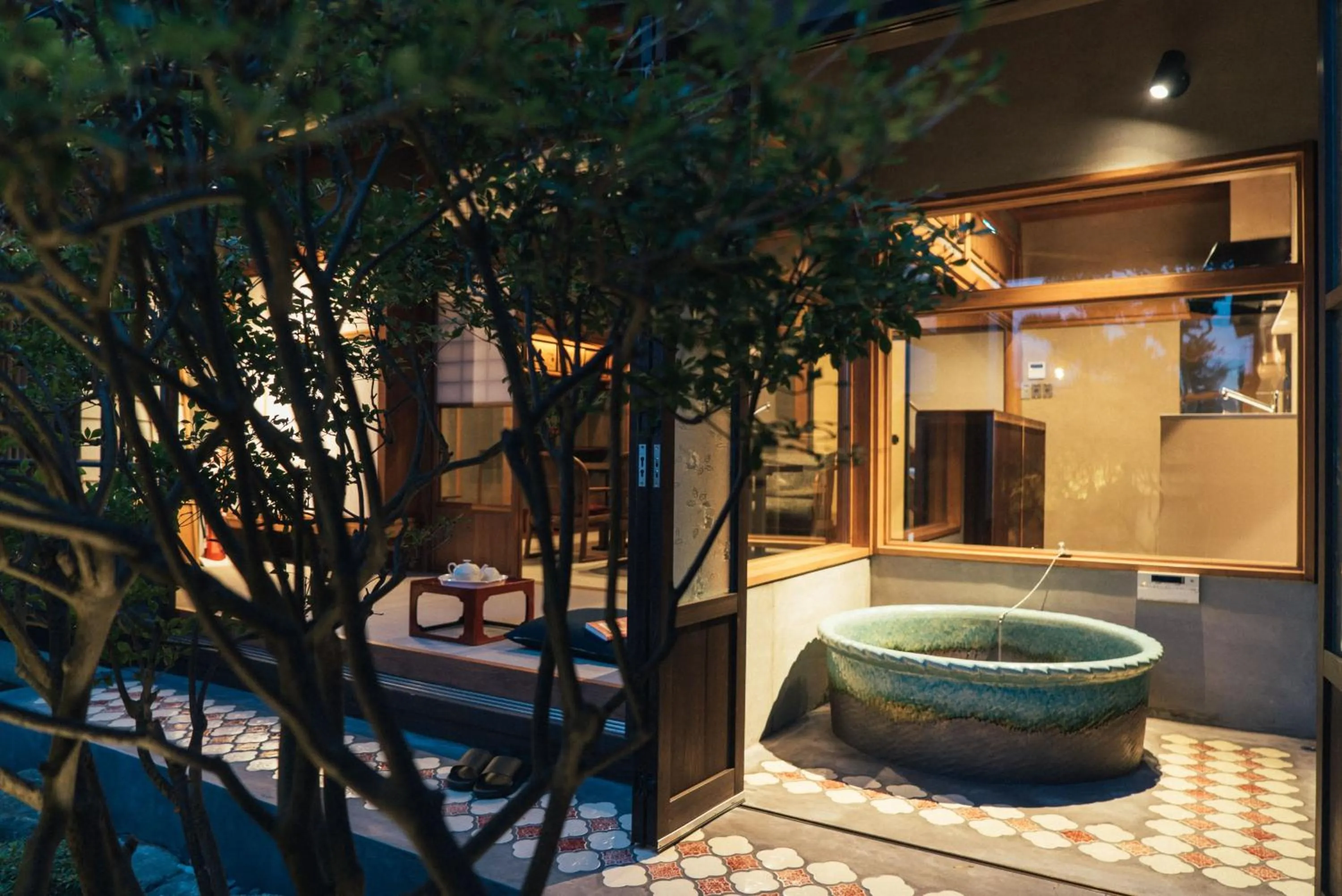 Bathroom in Bed and Craft