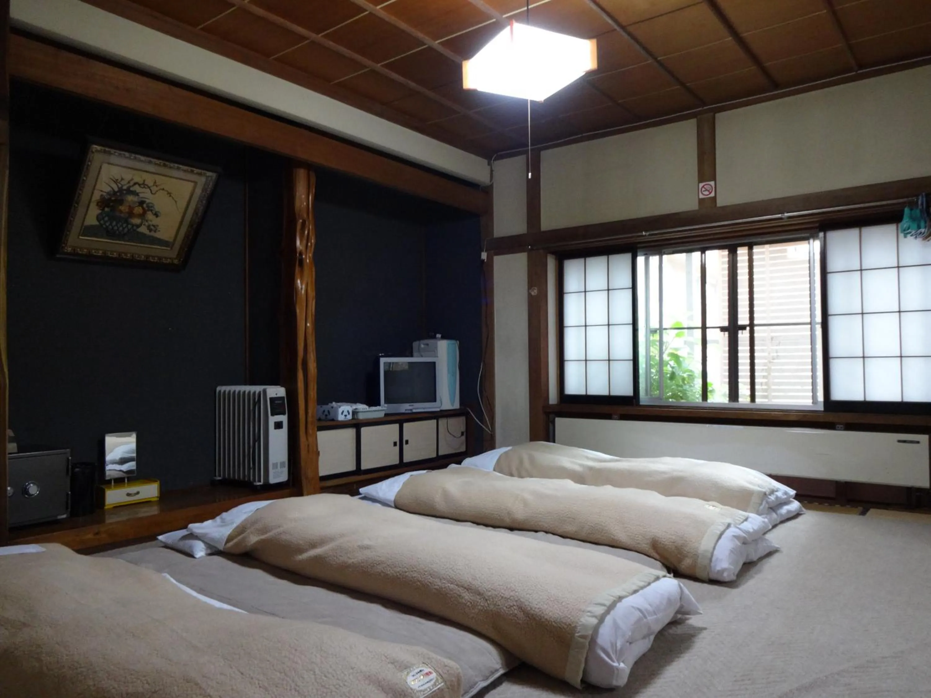 Bed in Hakuba Ski-Kan