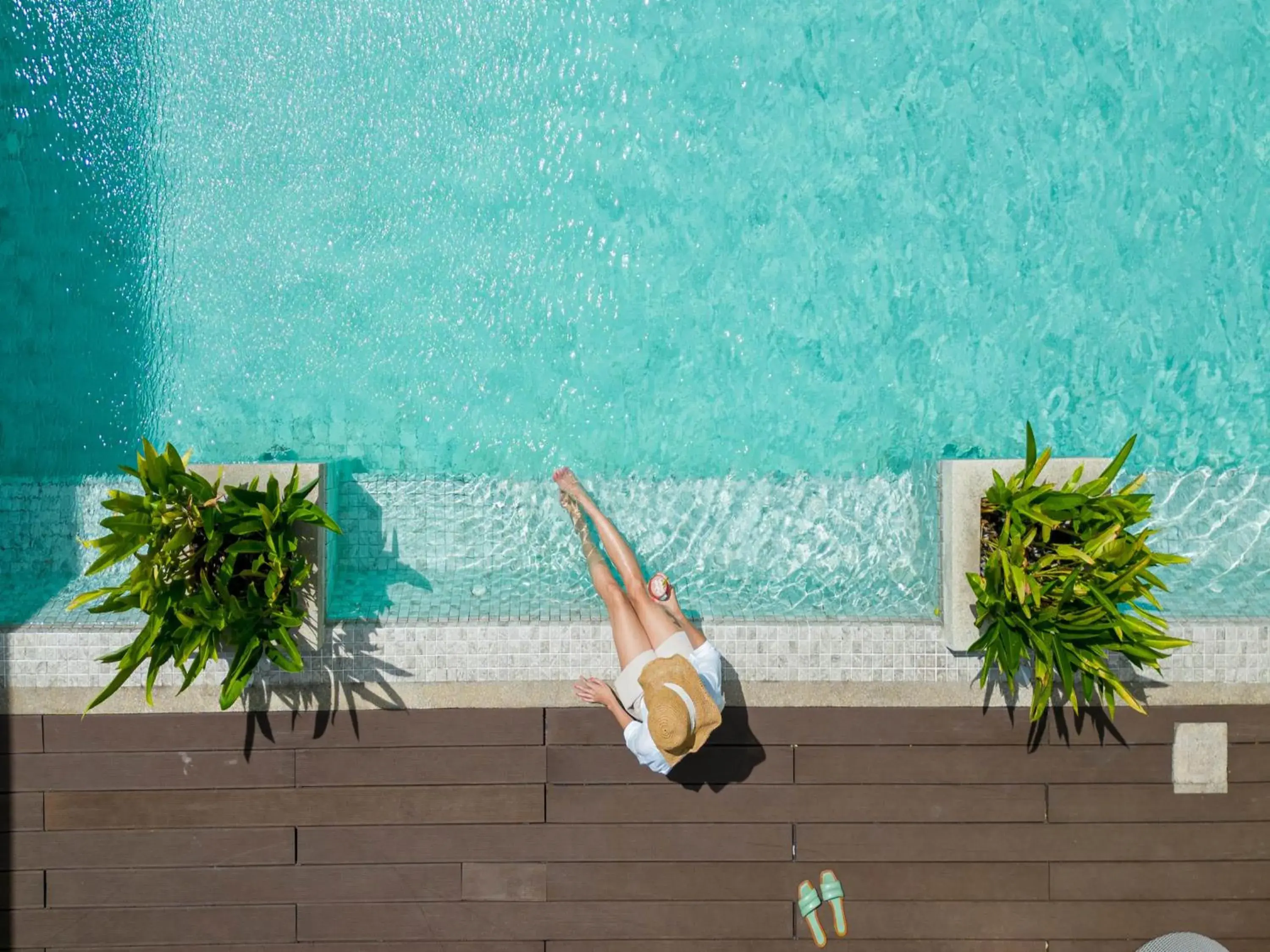 Swimming Pool in Patong Bay Residence Swimming Pool in Patong Bay Residence
