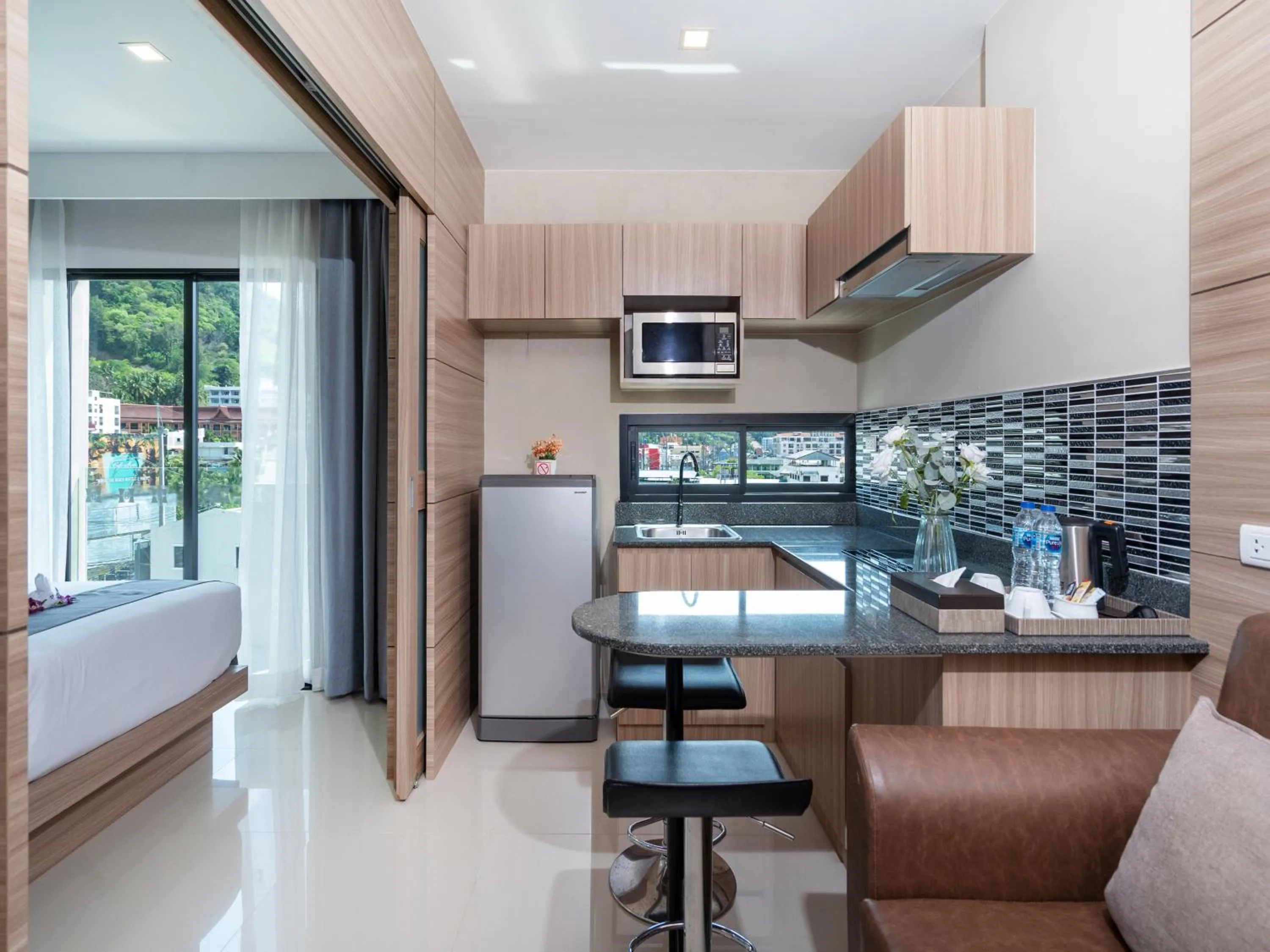 View (from property/room), Kitchen/Kitchenette in Patong Bay Residence