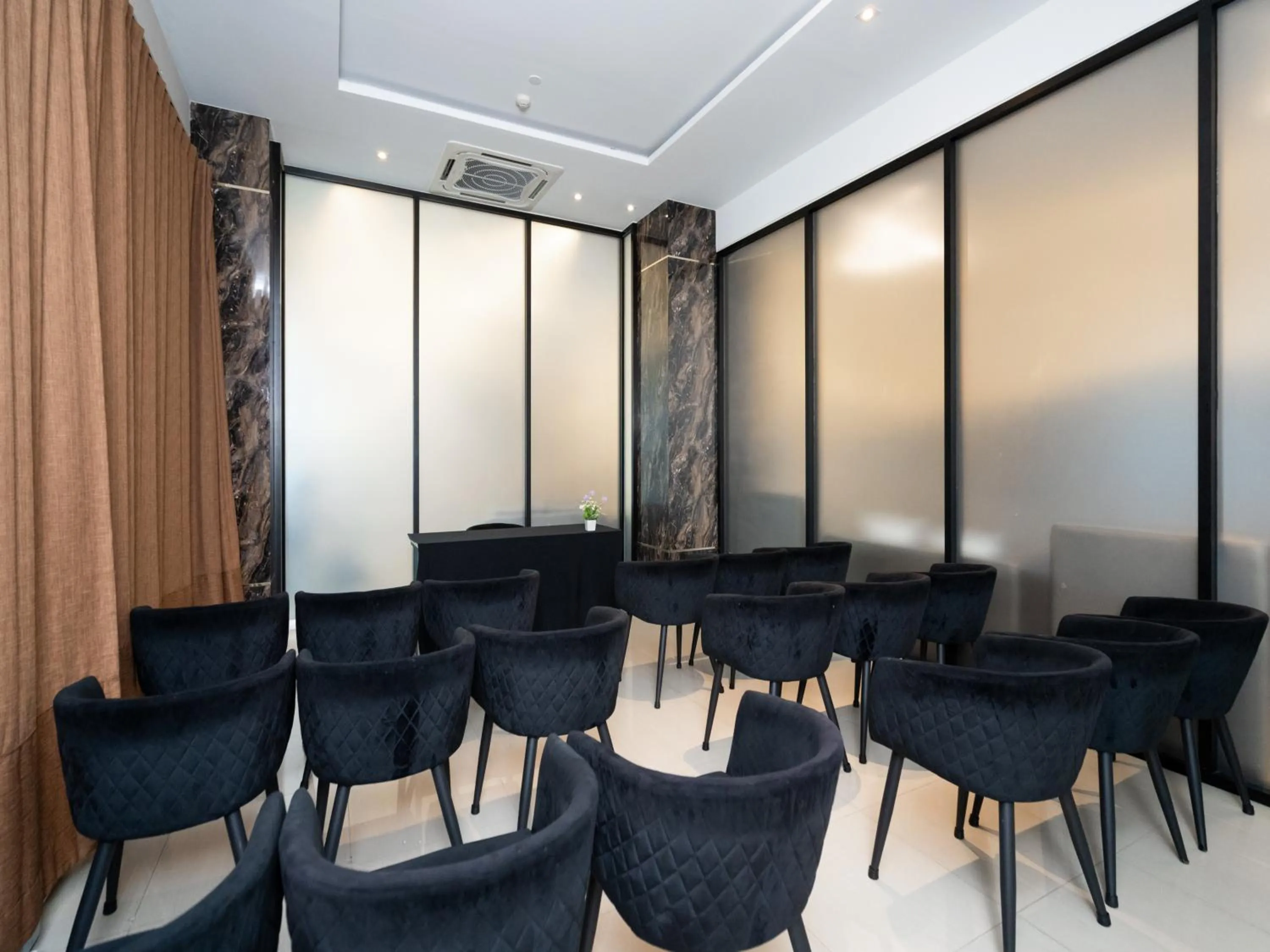 Meeting/conference room in Patong Bay Residence