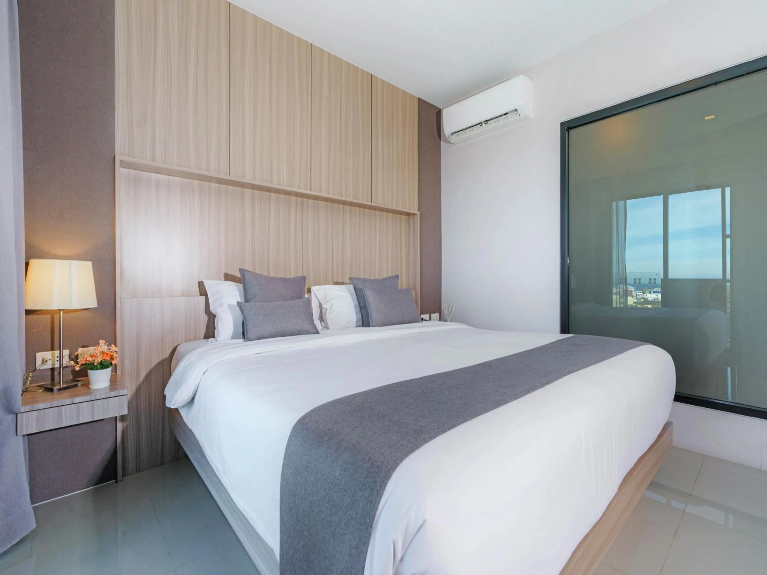 Bedroom in Patong Bay Residence