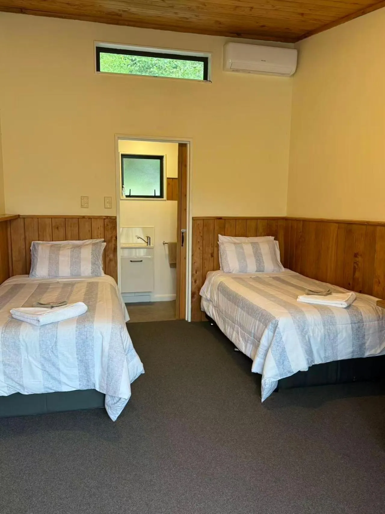 Bed in Mystery Creek Motel