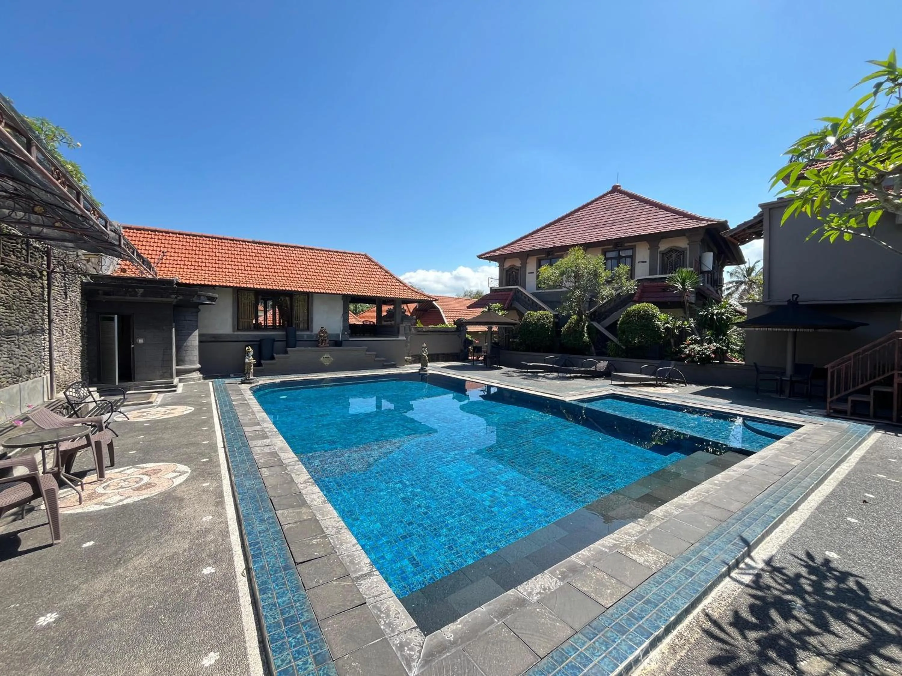 Swimming pool in Pande Permai Bungalows