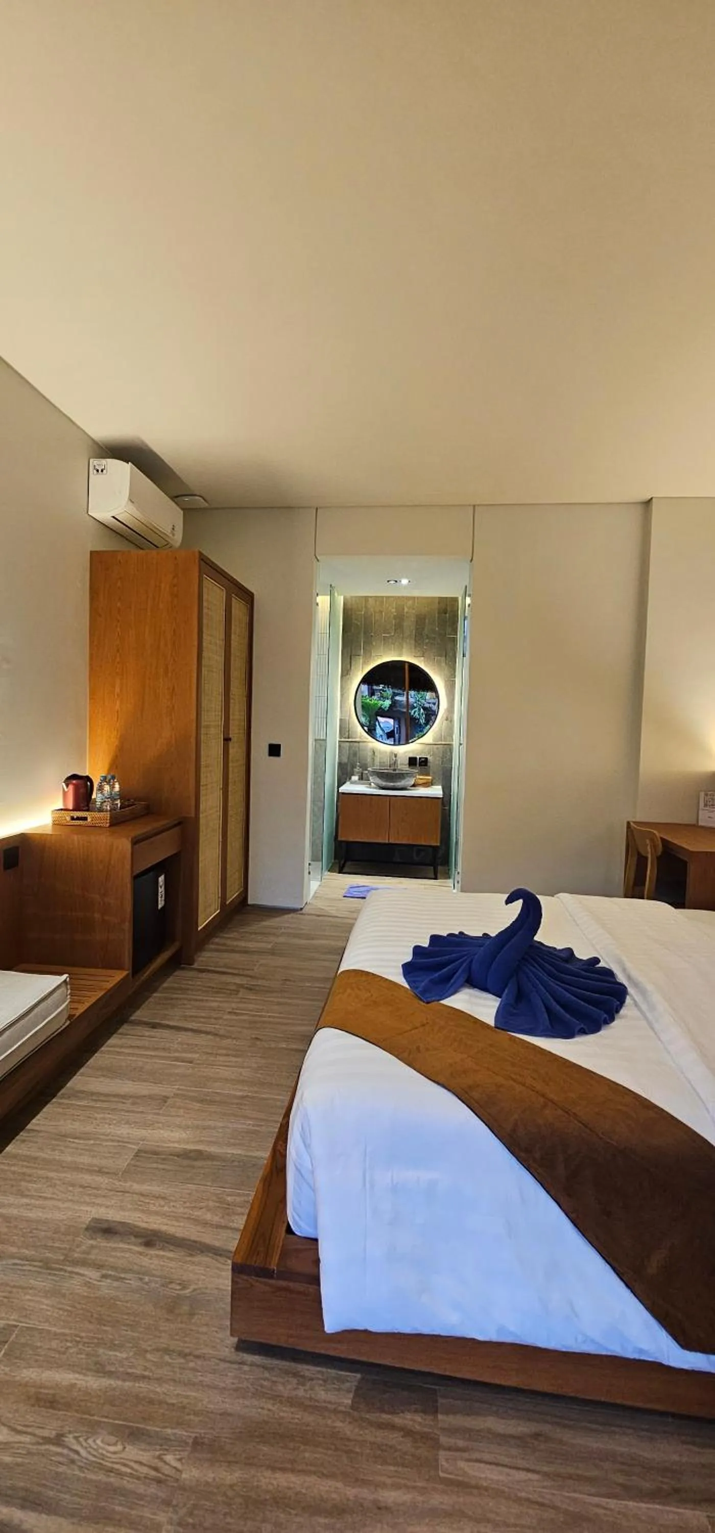 wardrobe, Bed in Kun - Kun Guest House Ubud