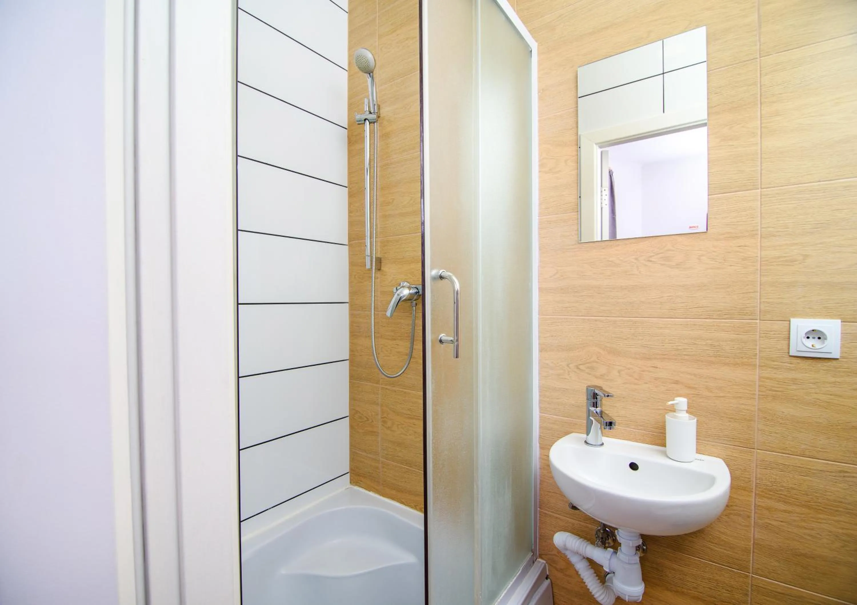 Bathroom in Coffee Home Hostel