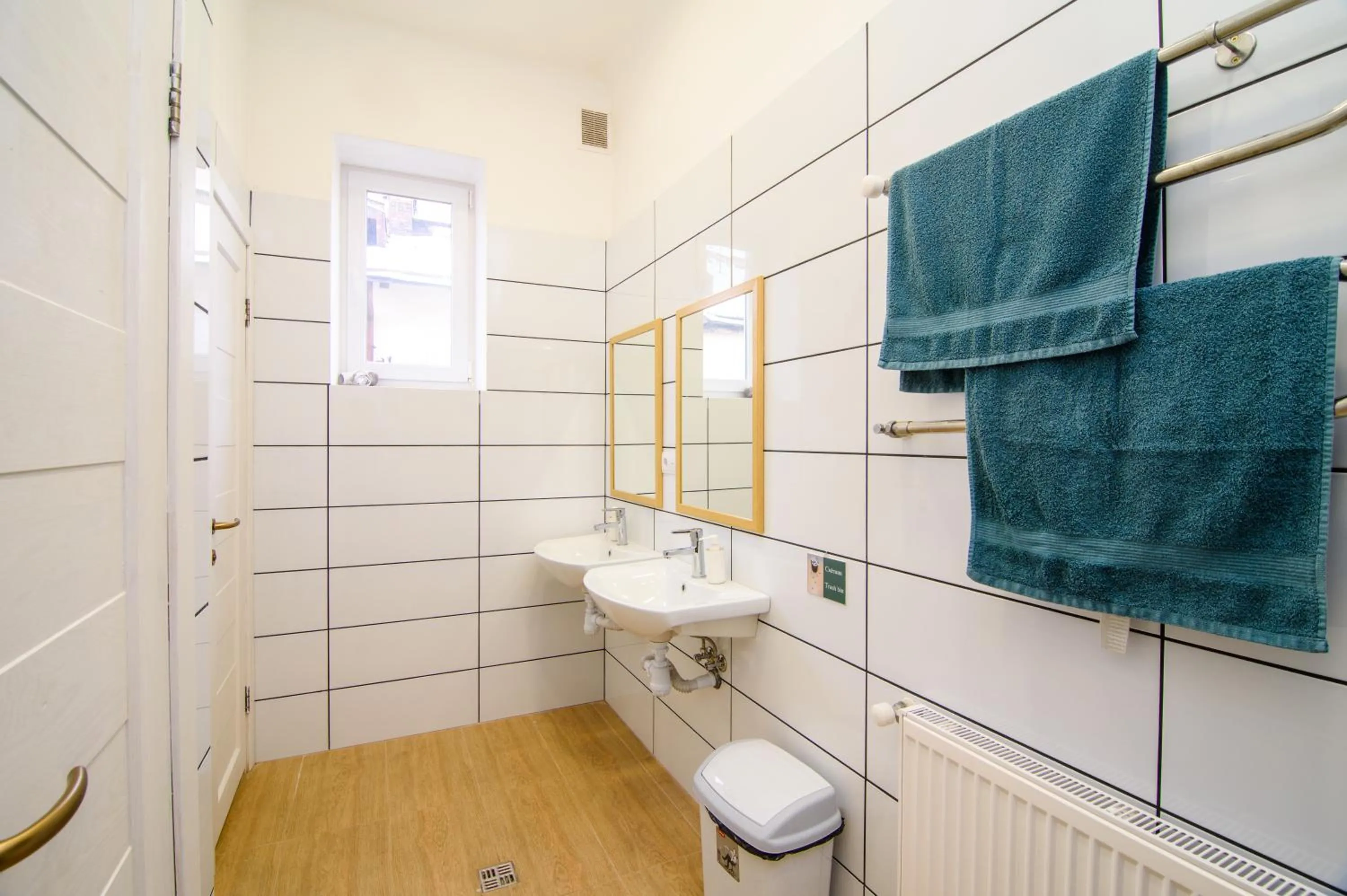 Shower in Coffee Home Hostel