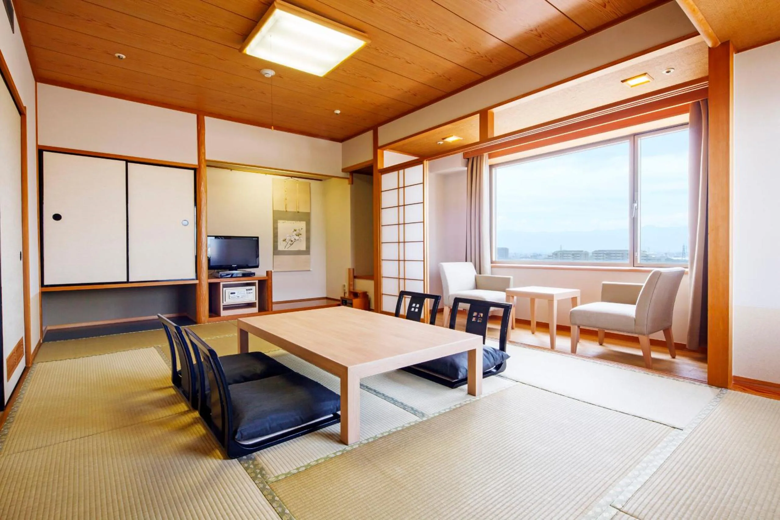 Photo of the whole room in Kofu Kinenbi Hotel
