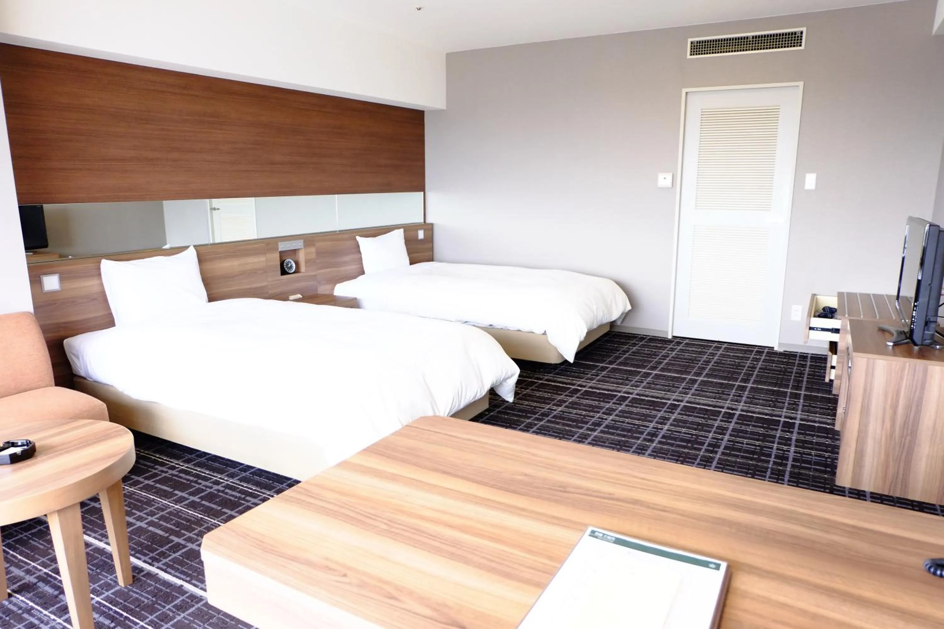 Photo of the whole room in Kofu Kinenbi Hotel