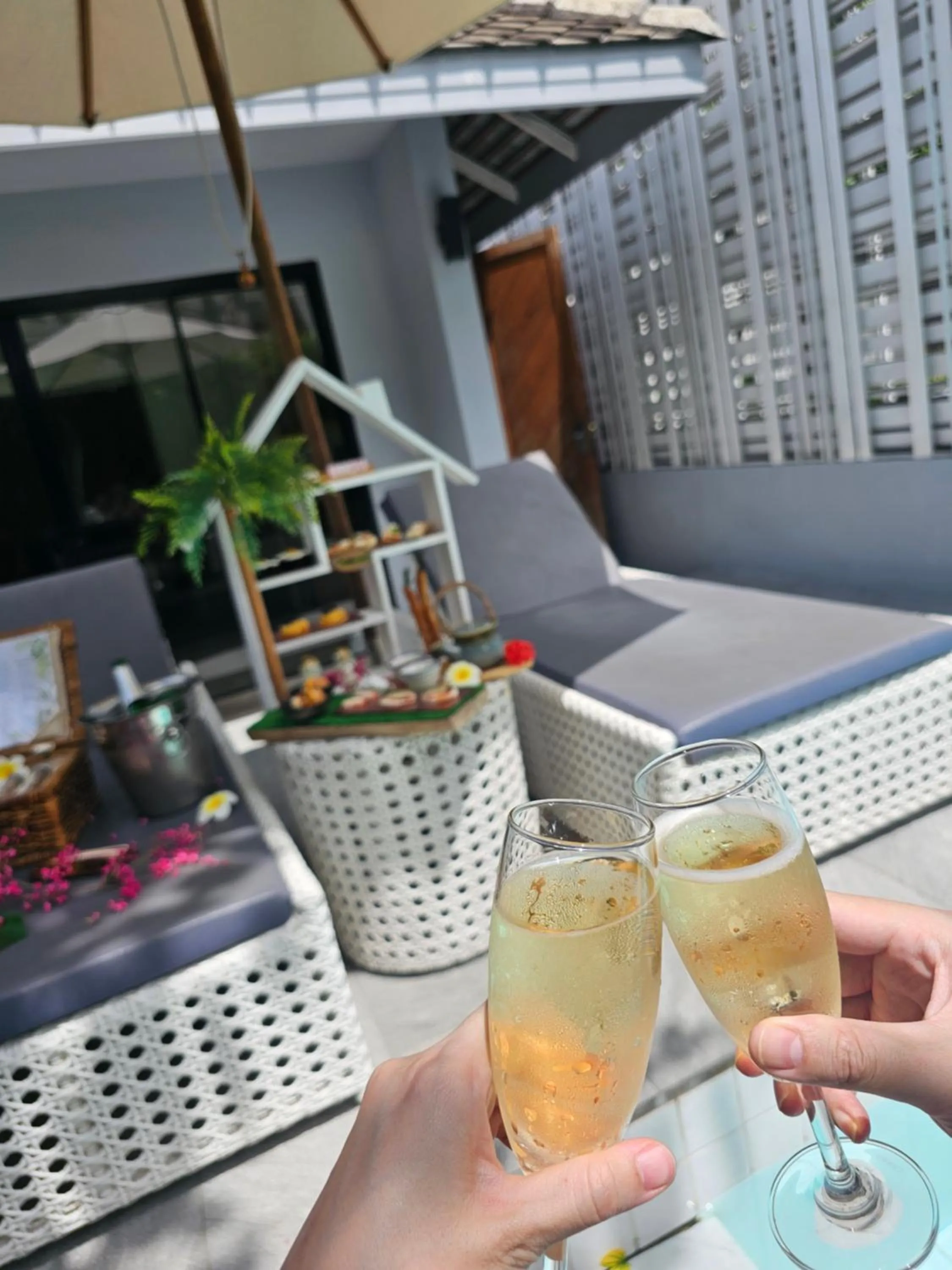 Food and drinks in Treevana Club Chiangmai