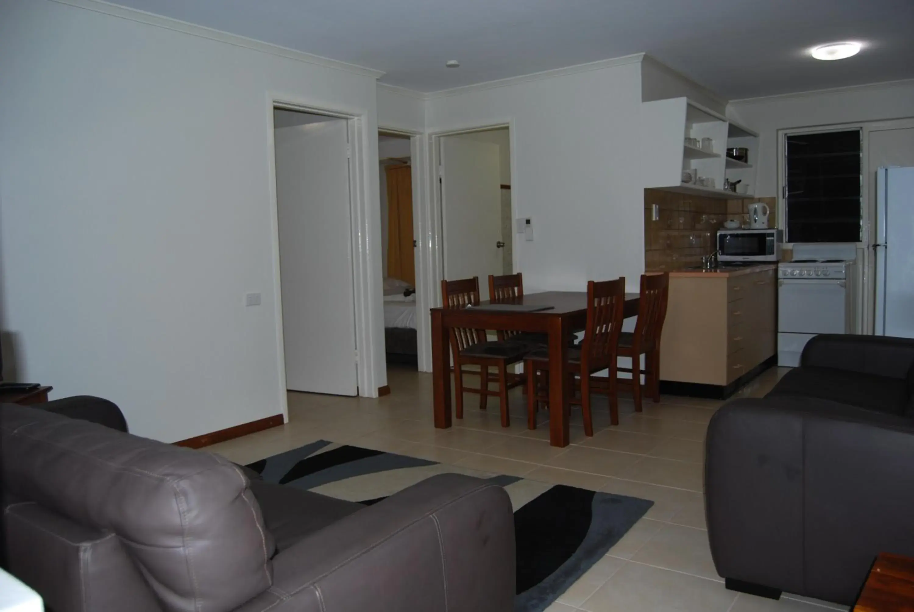 Photo of the whole room in Airlie Beach Apartments Photo of the whole room in Airlie Beach Apartments