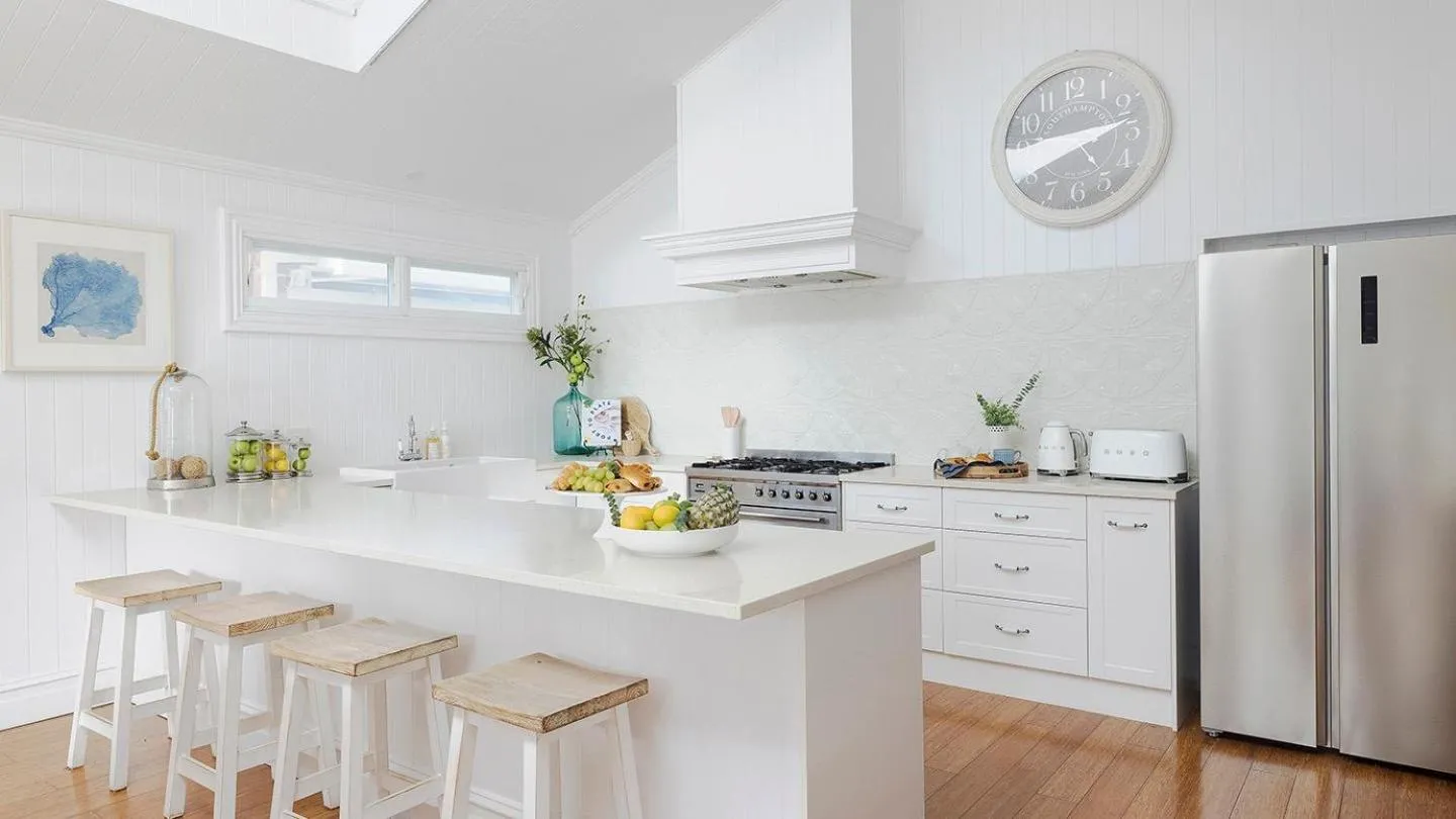 The Hamptons Beach House near Dutchie's walk to Nelson Bay