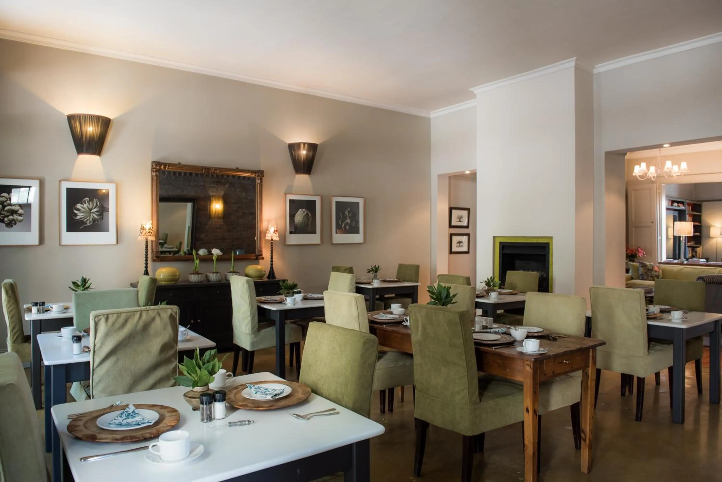Dining area in Welgelegen House