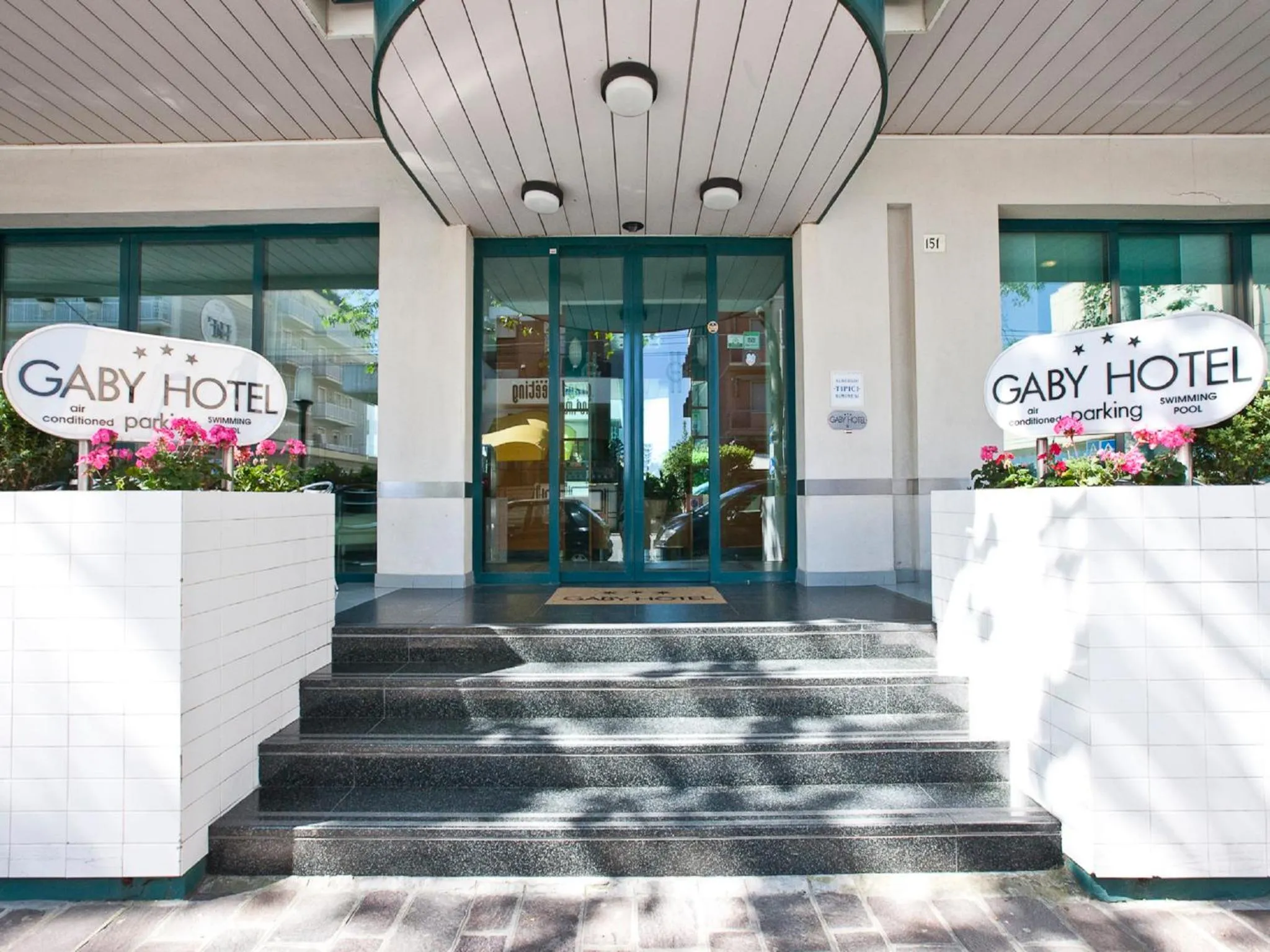 Facade/entrance in Hotel Gaby