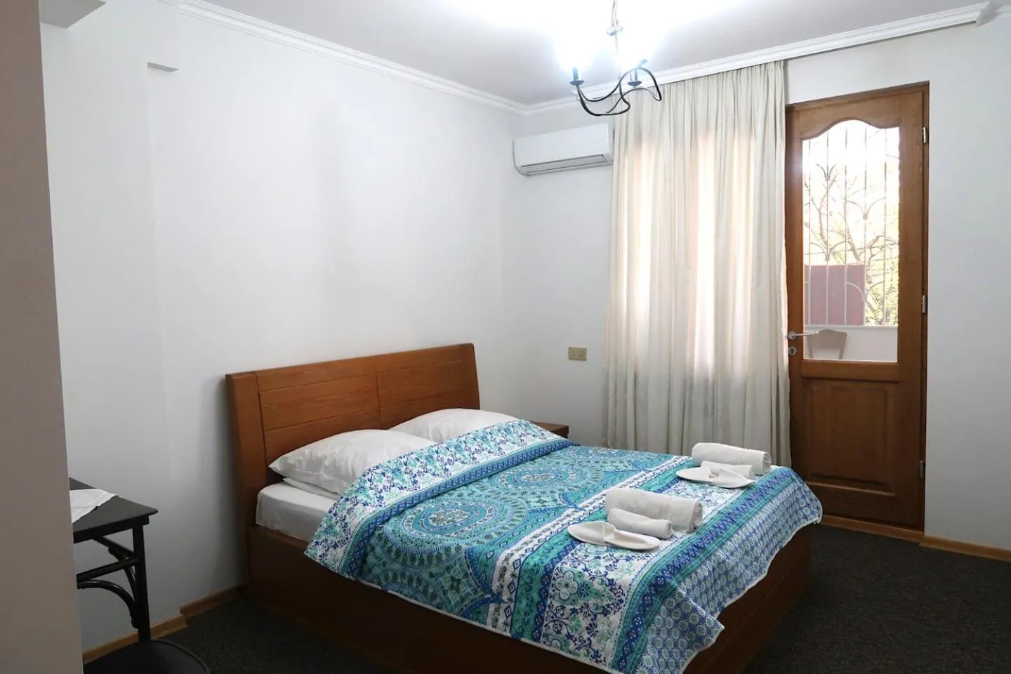 Family Suite - single occupancy in guest house Merci