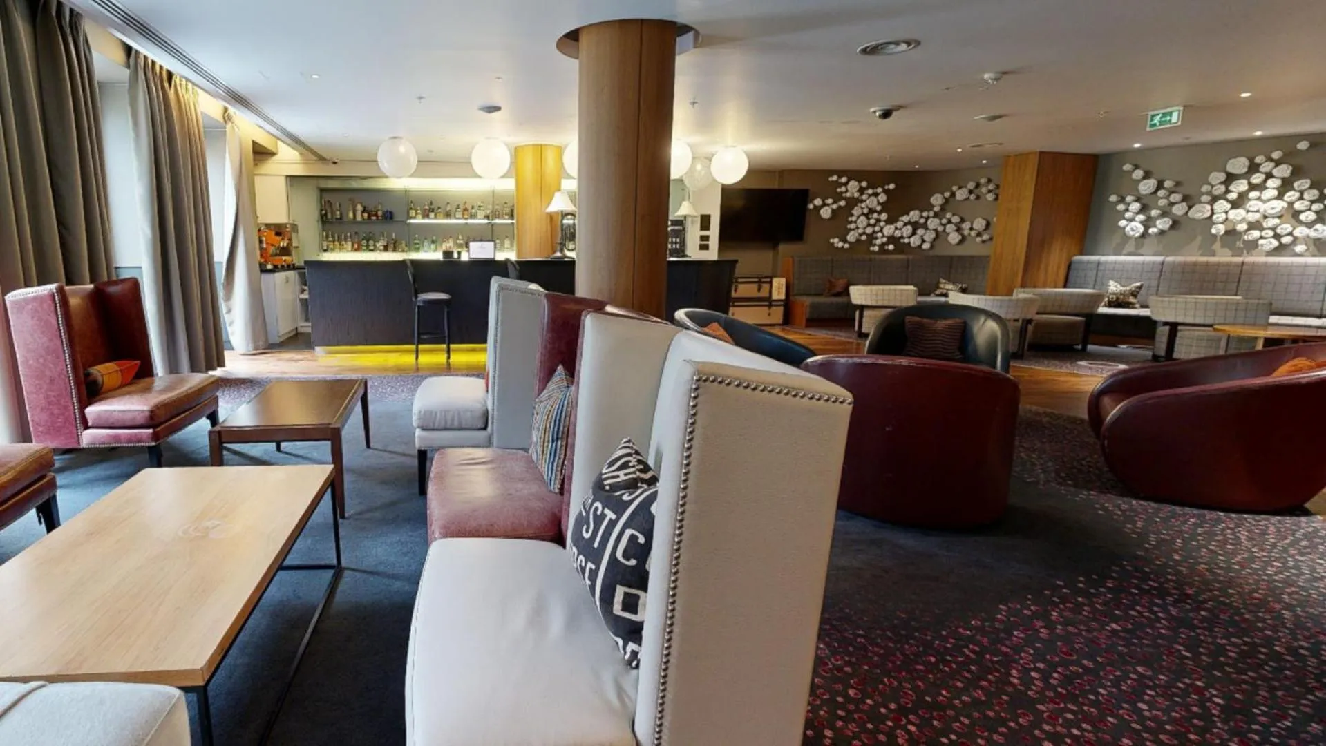 Restaurant/places to eat in Hilton London Heathrow Airport Terminal 5