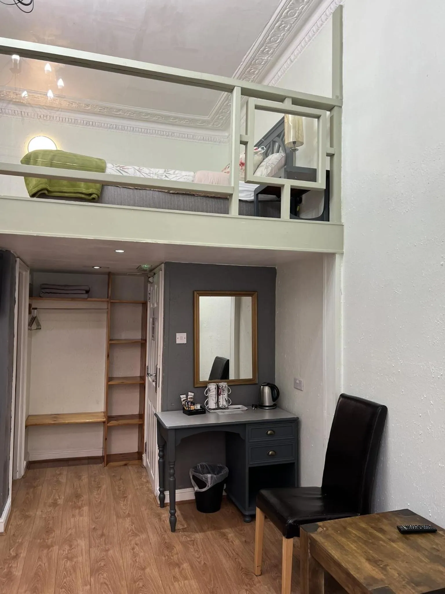 Bedroom in Astral Lodge