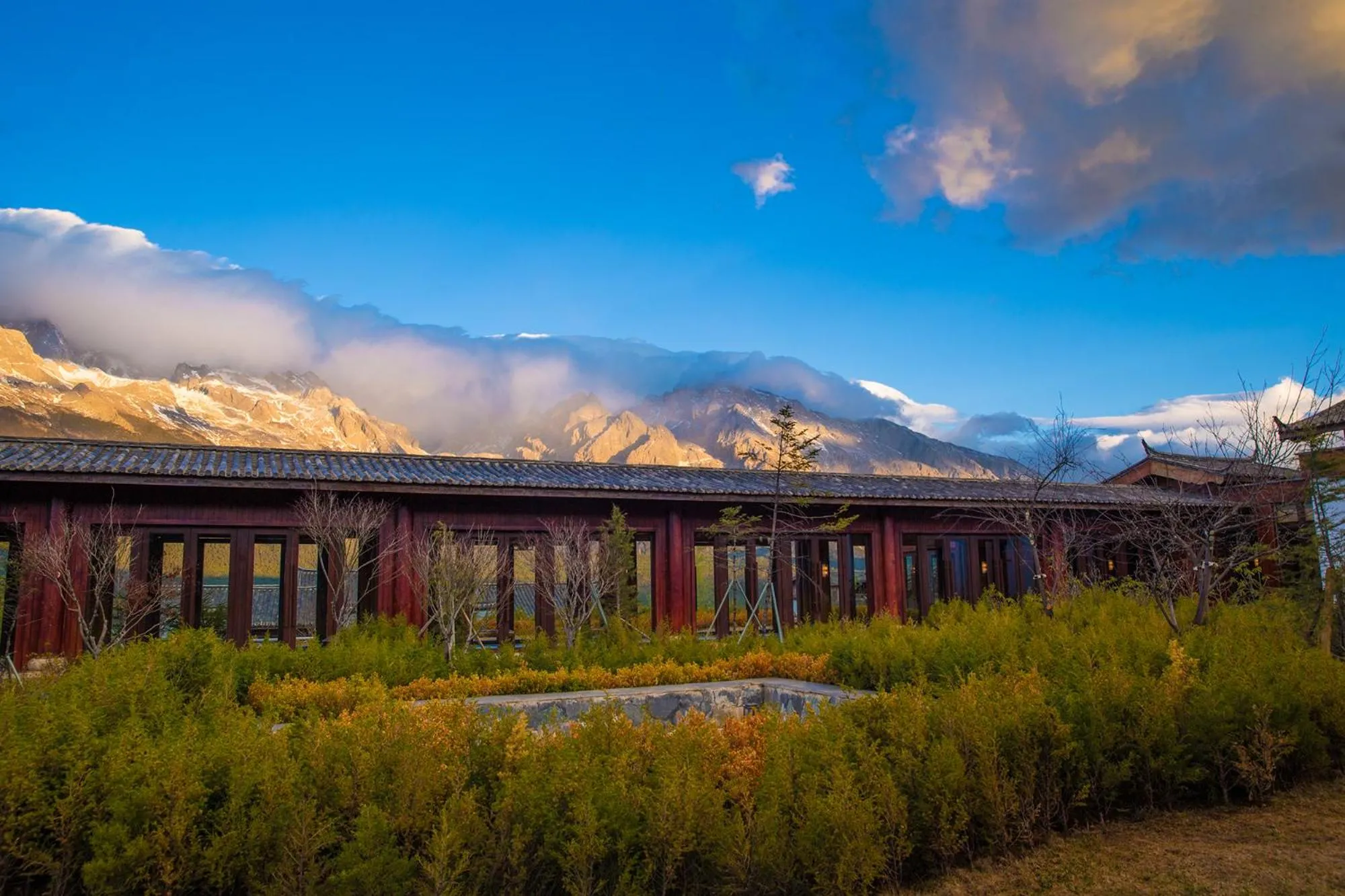 Property building in Jinmao Pureal Mountain Liiang