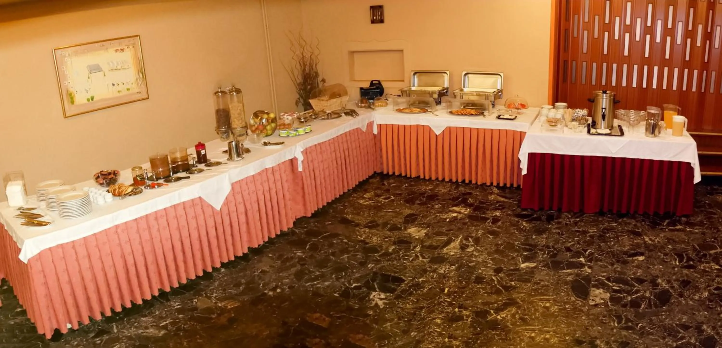 Banquet/Function facilities in Vienni