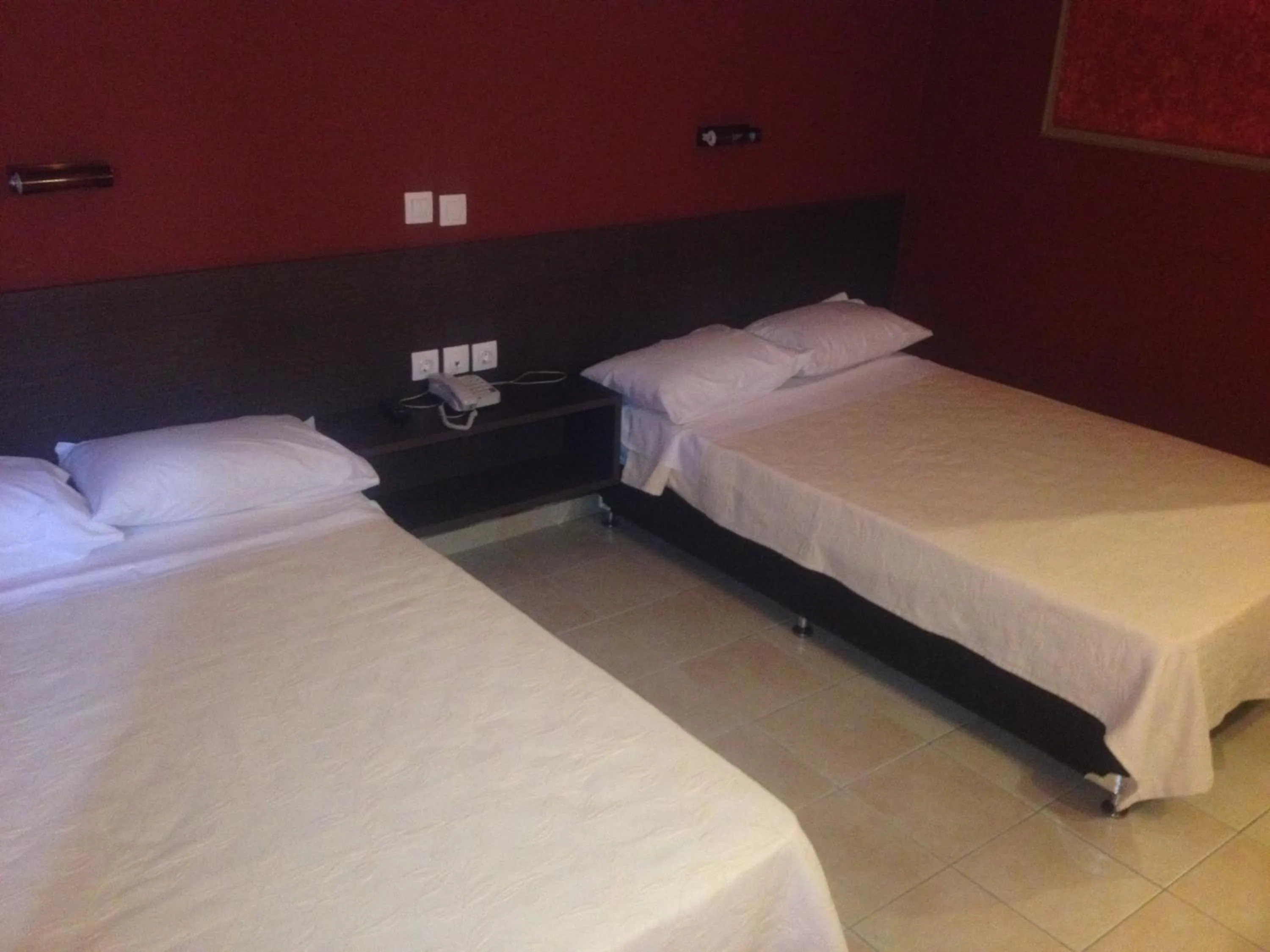 Bathroom, Bed in Vienni