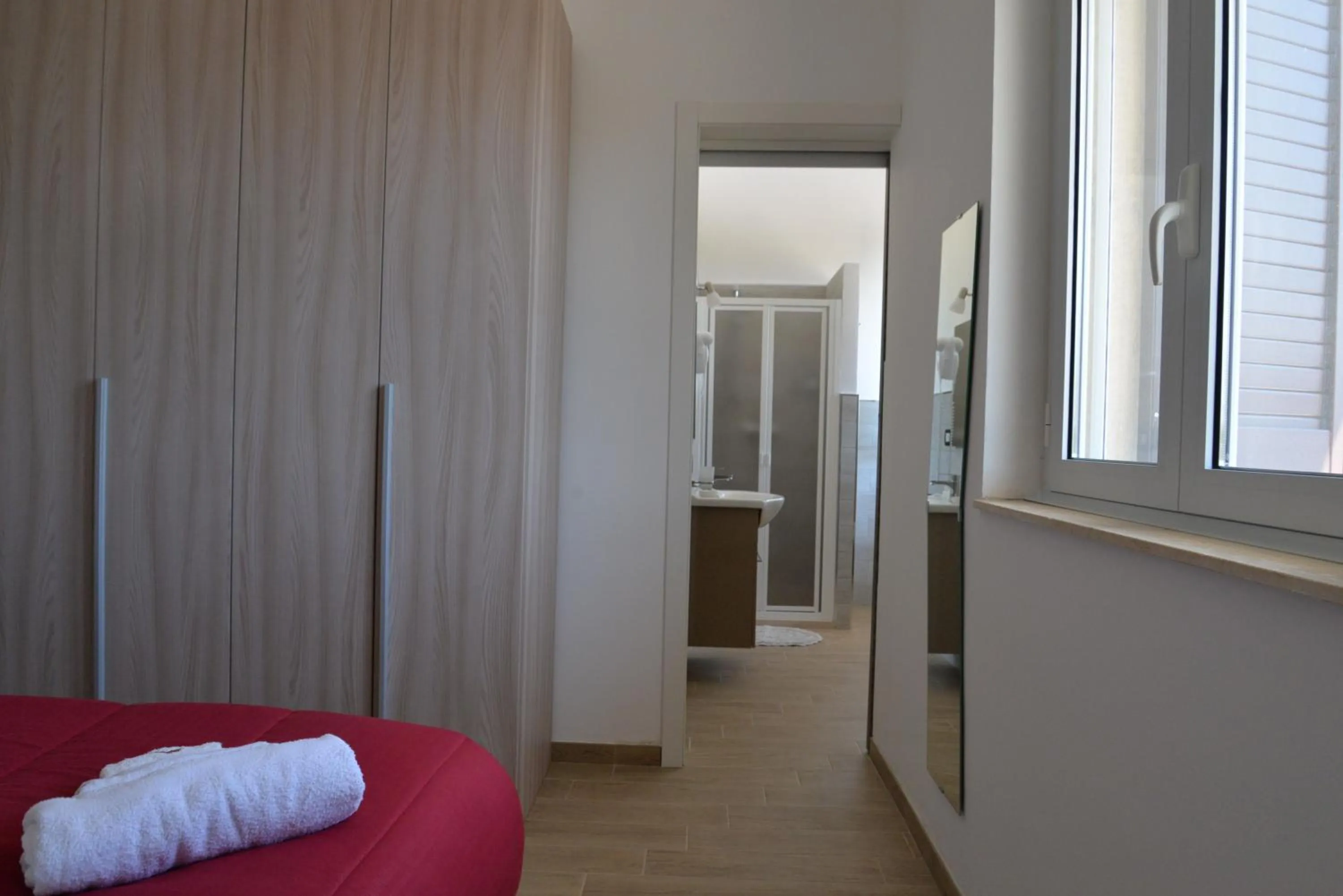 Bathroom, Bed in B&B Lara Santola