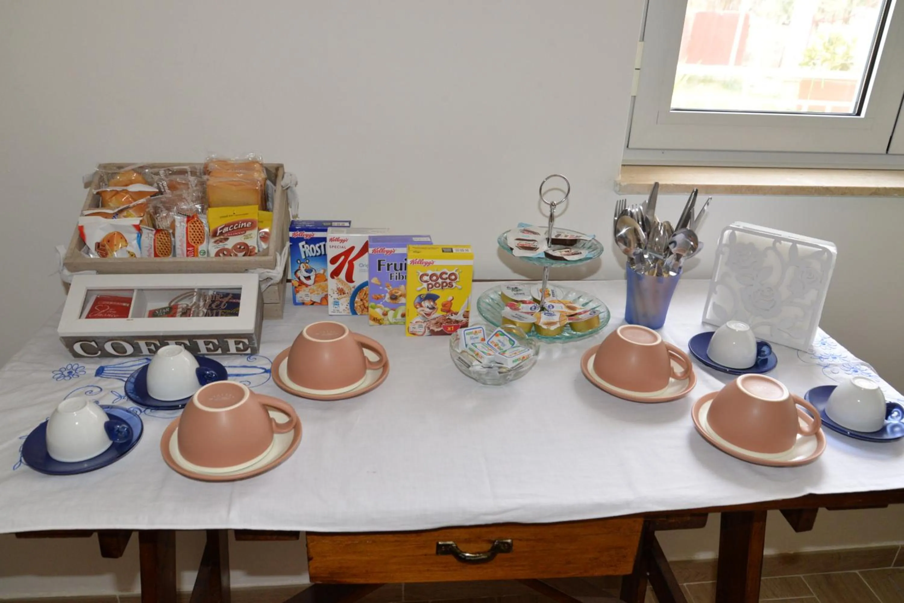 Dining area in B&B Lara Santola