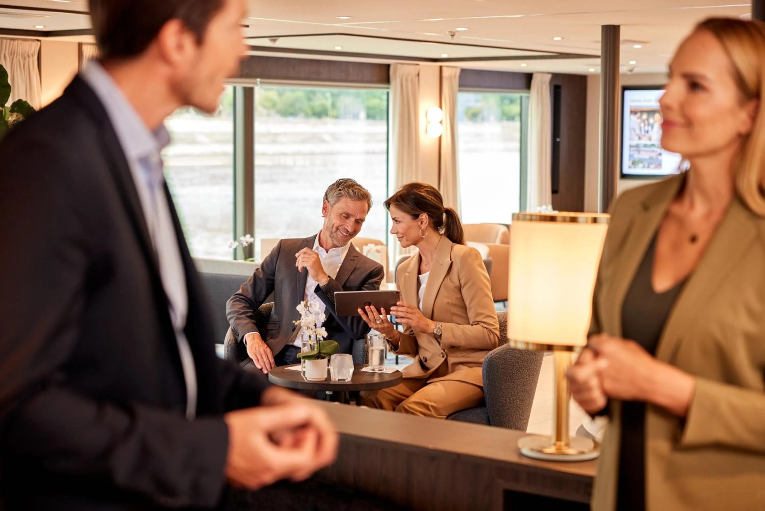 Lounge or bar in VIVA RIVERSIDE Altstadt Düsseldorf