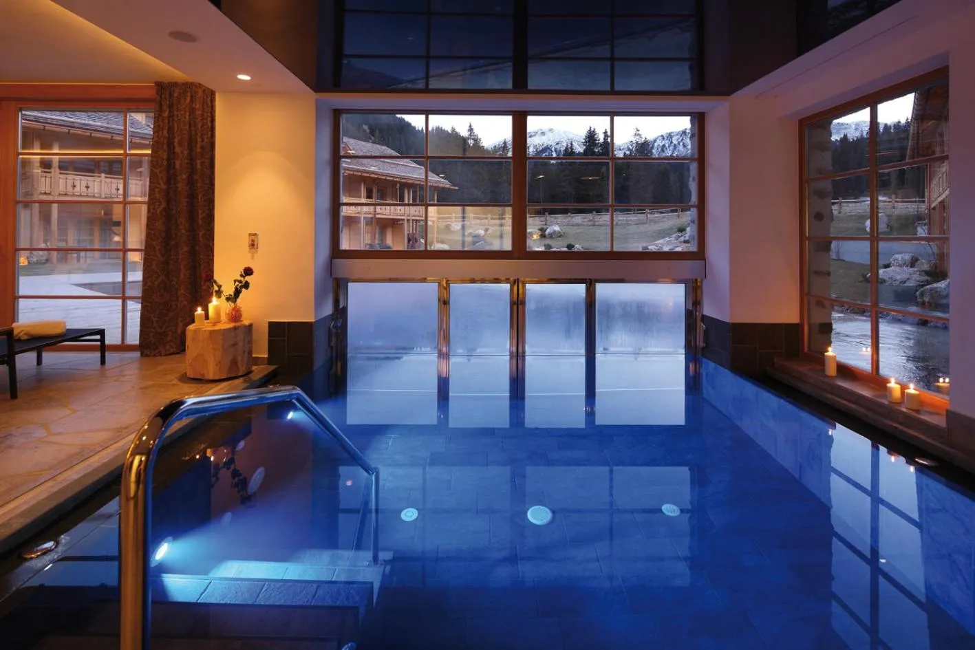 Swimming pool in Dolomites Living Hotel Tirler