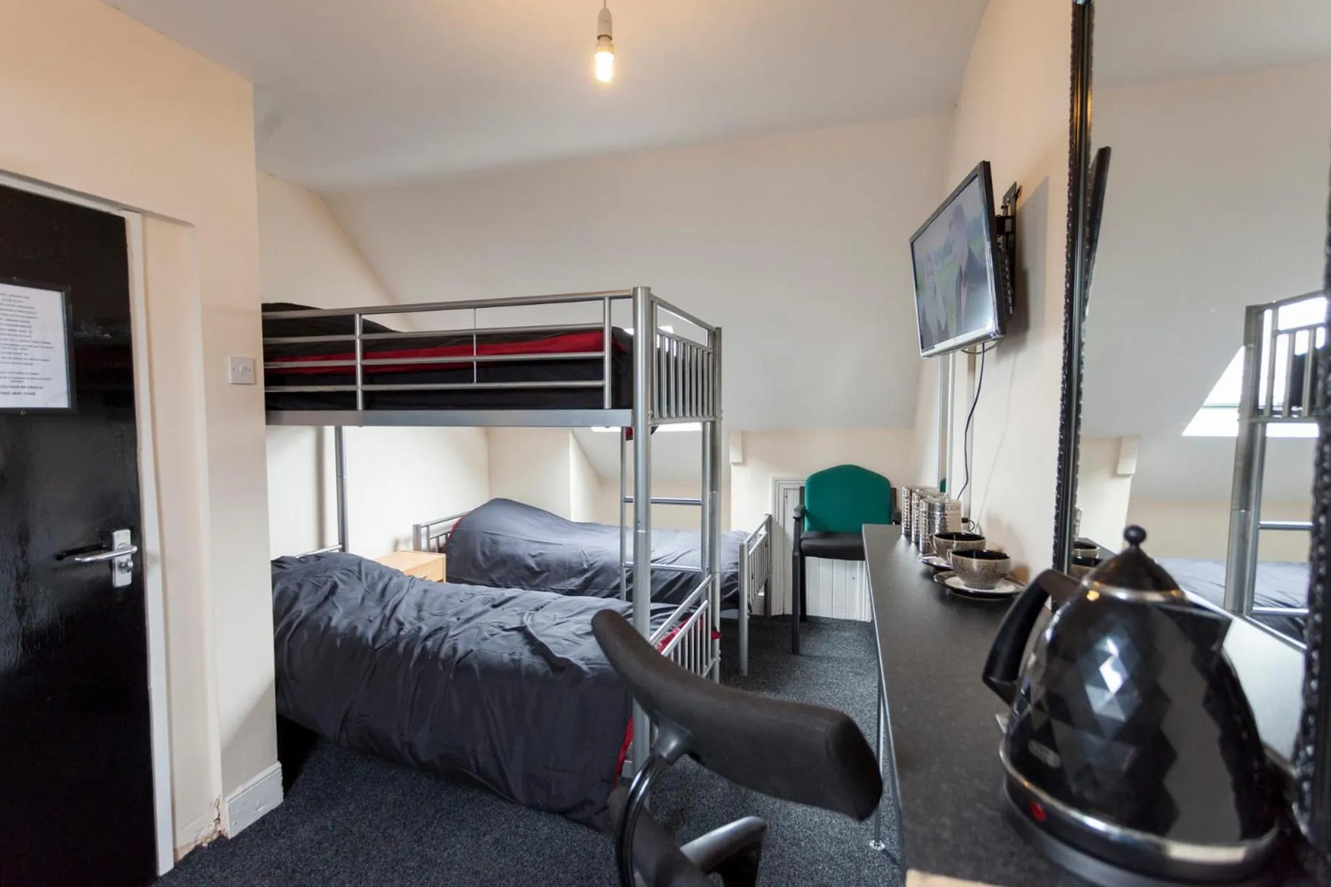 Bed in Fenham Hotel express