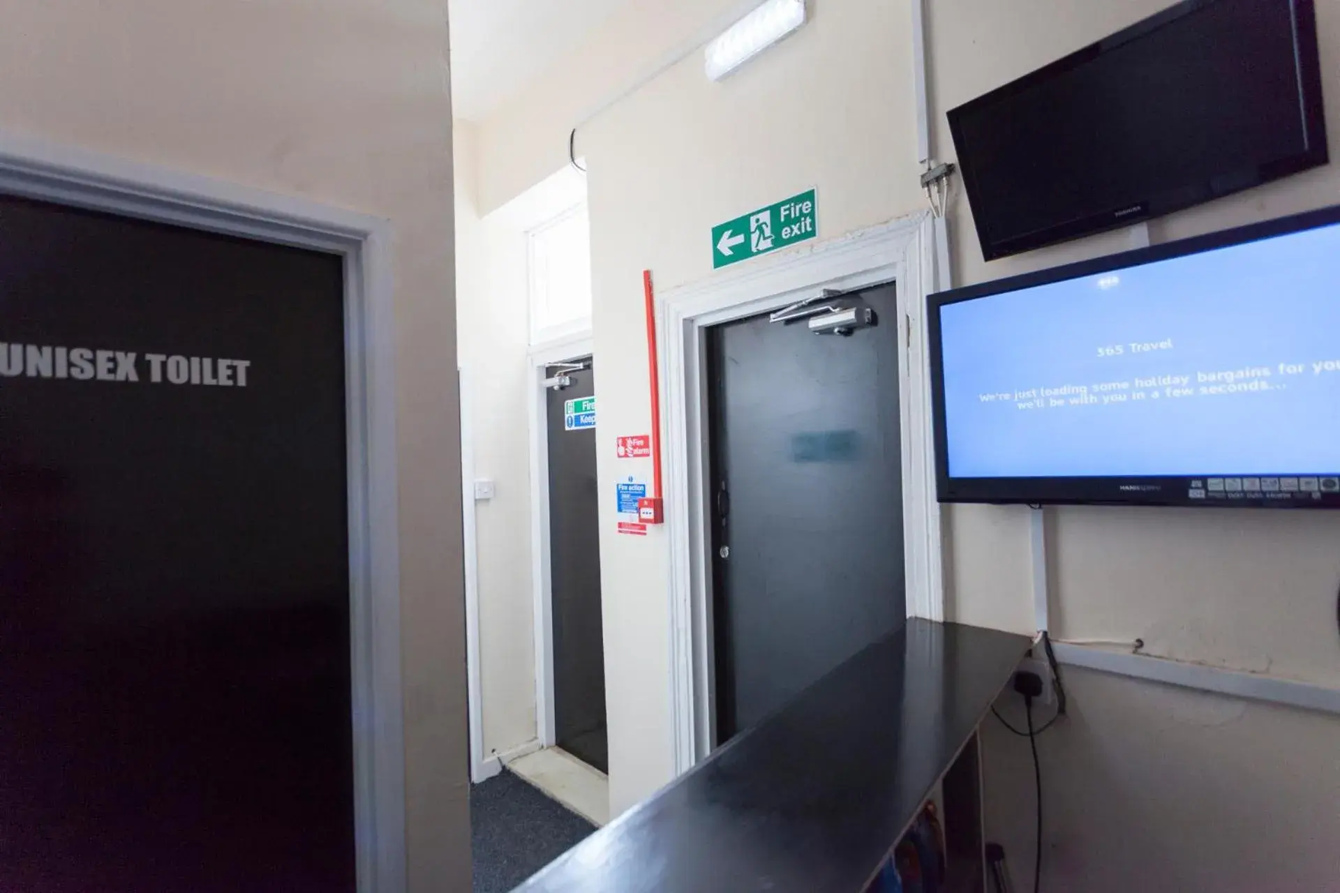 Quadruple Room in Fenham Hotel express Quadruple Room in Fenham Hotel express