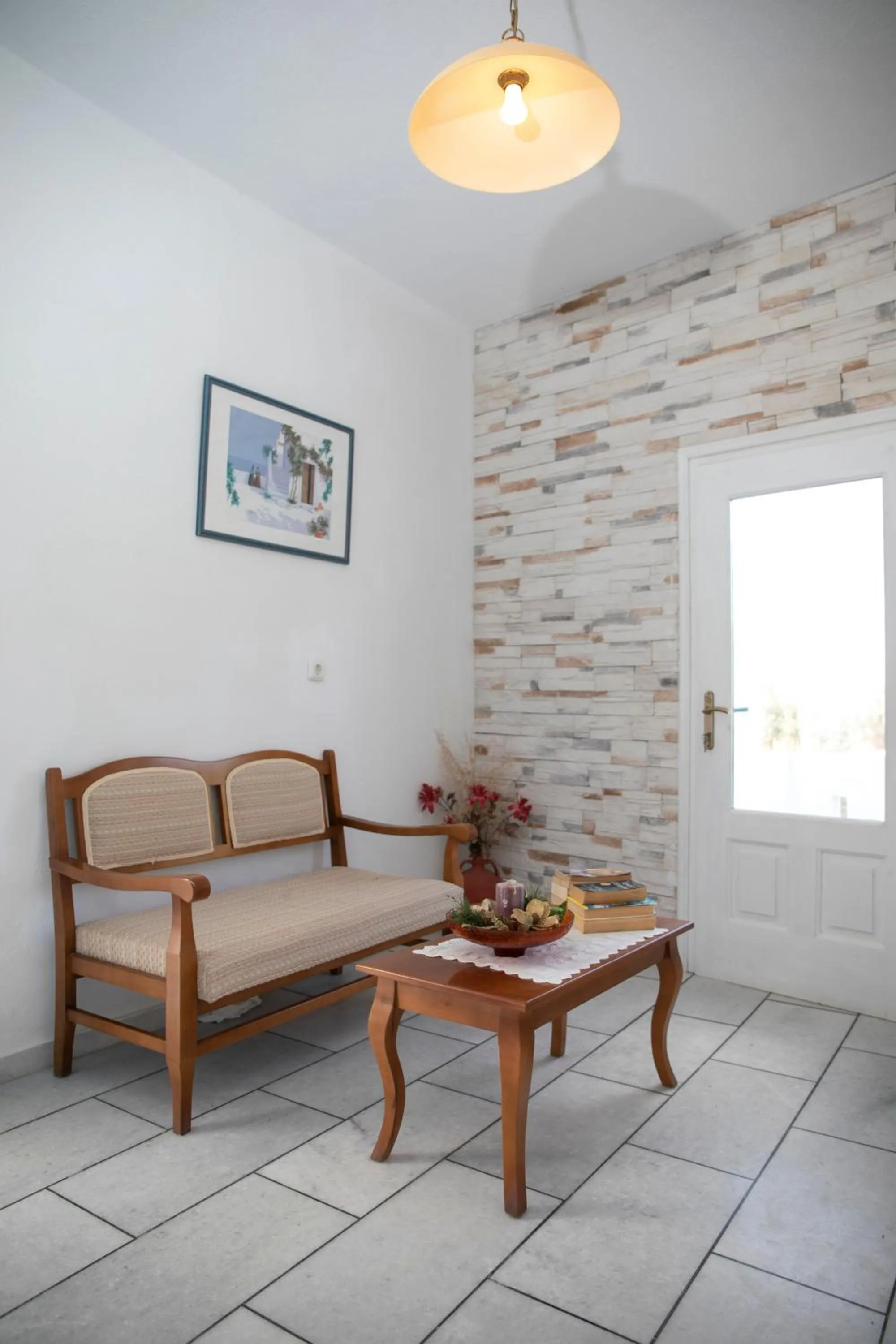 Seating area in Flora Apartments & Studios