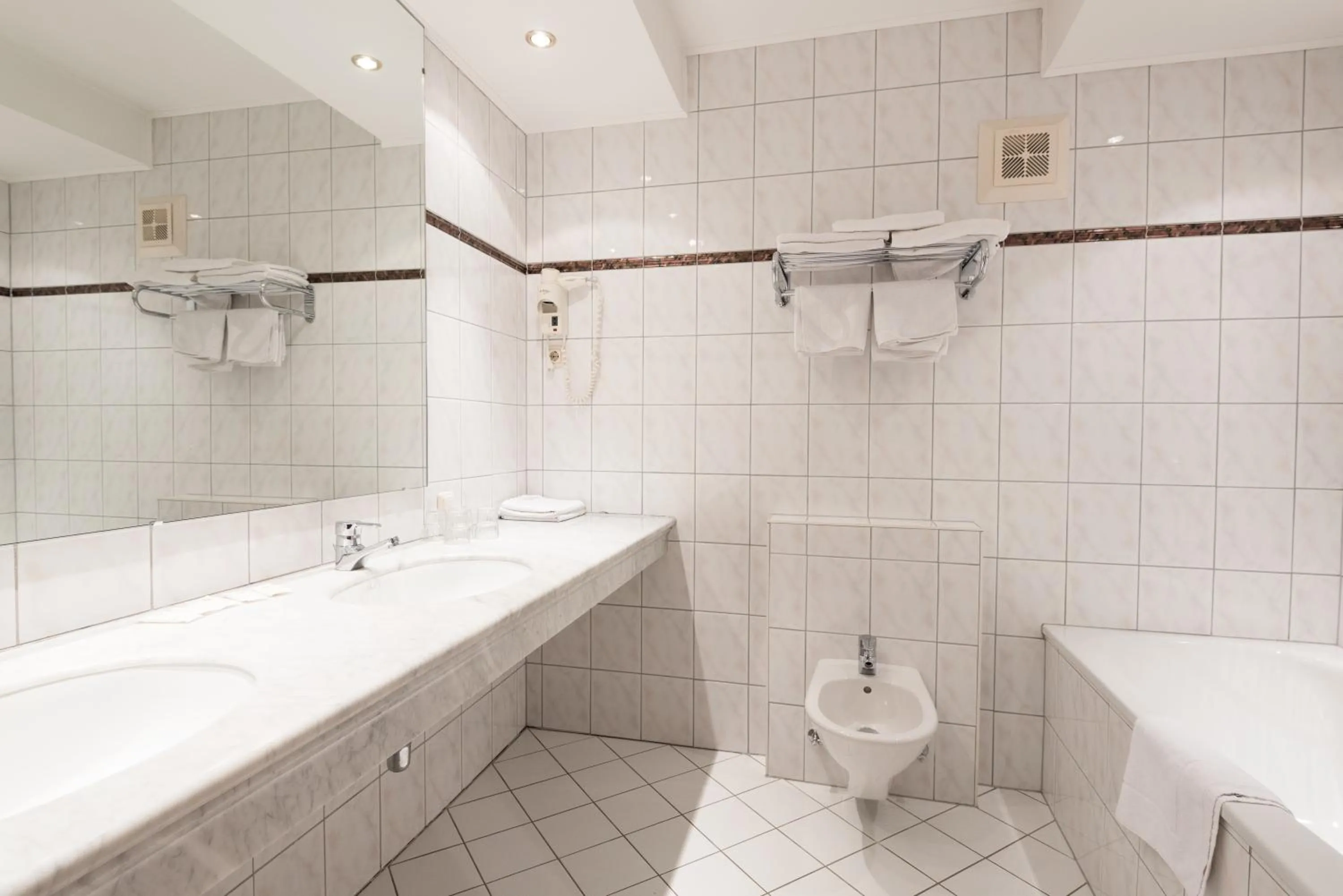 Bathroom in Hotel Post