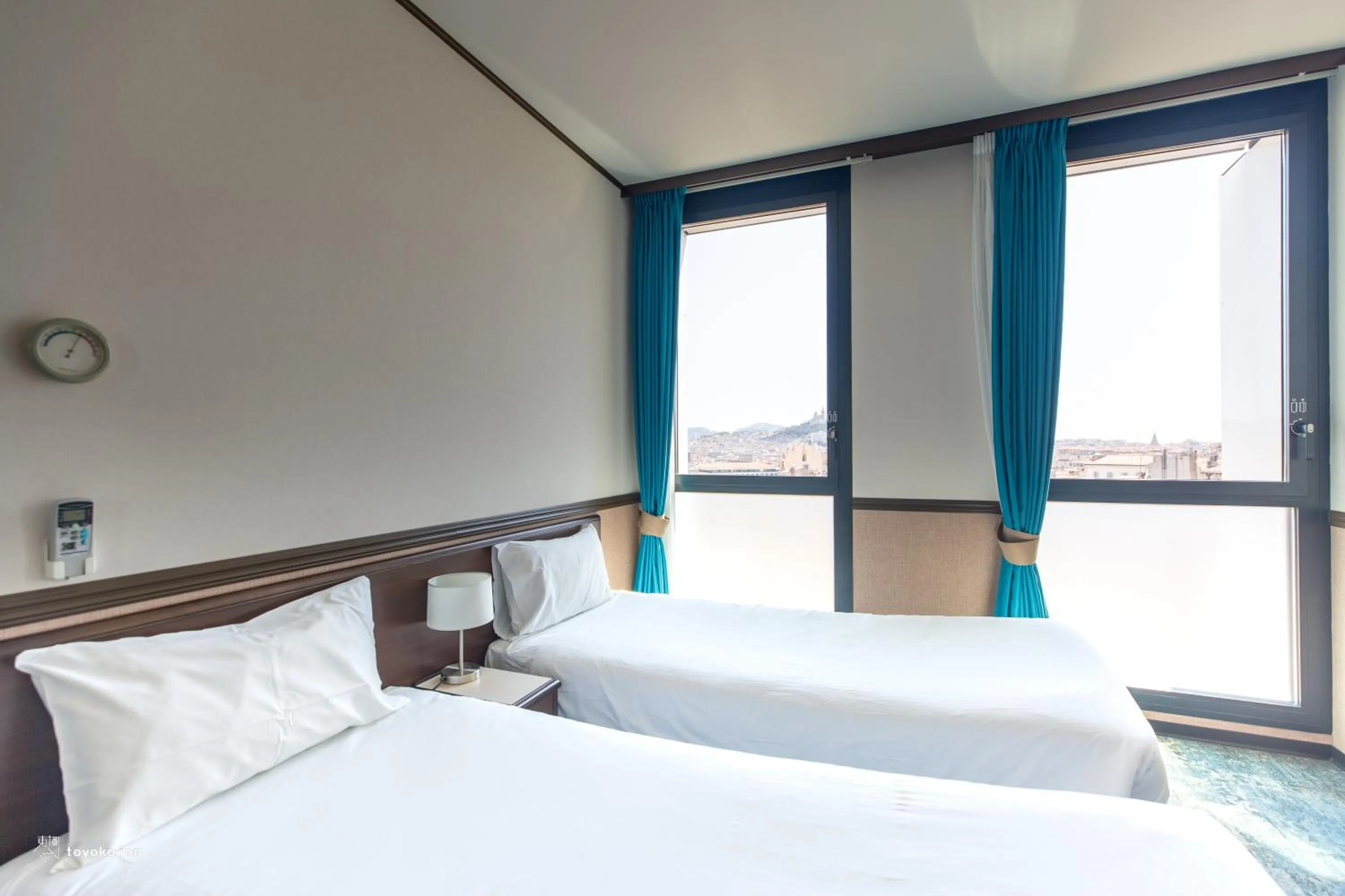Bed in Toyoko INN Marseille Saint Charles